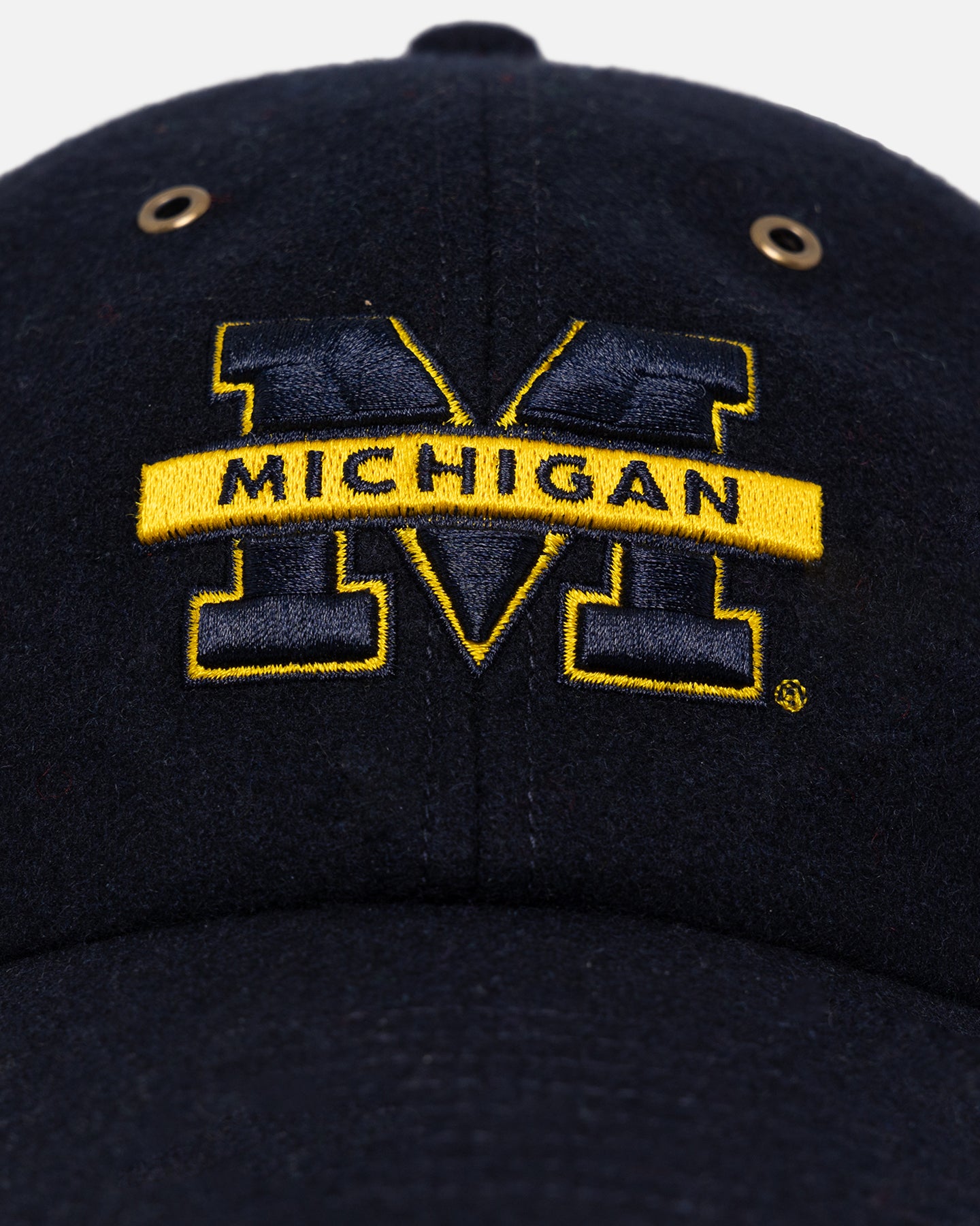47 Brand Michigan Wolverines Wooly Clean Up Strapback Hat - Adjustable Navy Blue Snapback Cap for Men & Women - Perfect for Game Day, Tailgating & College Fan Gear