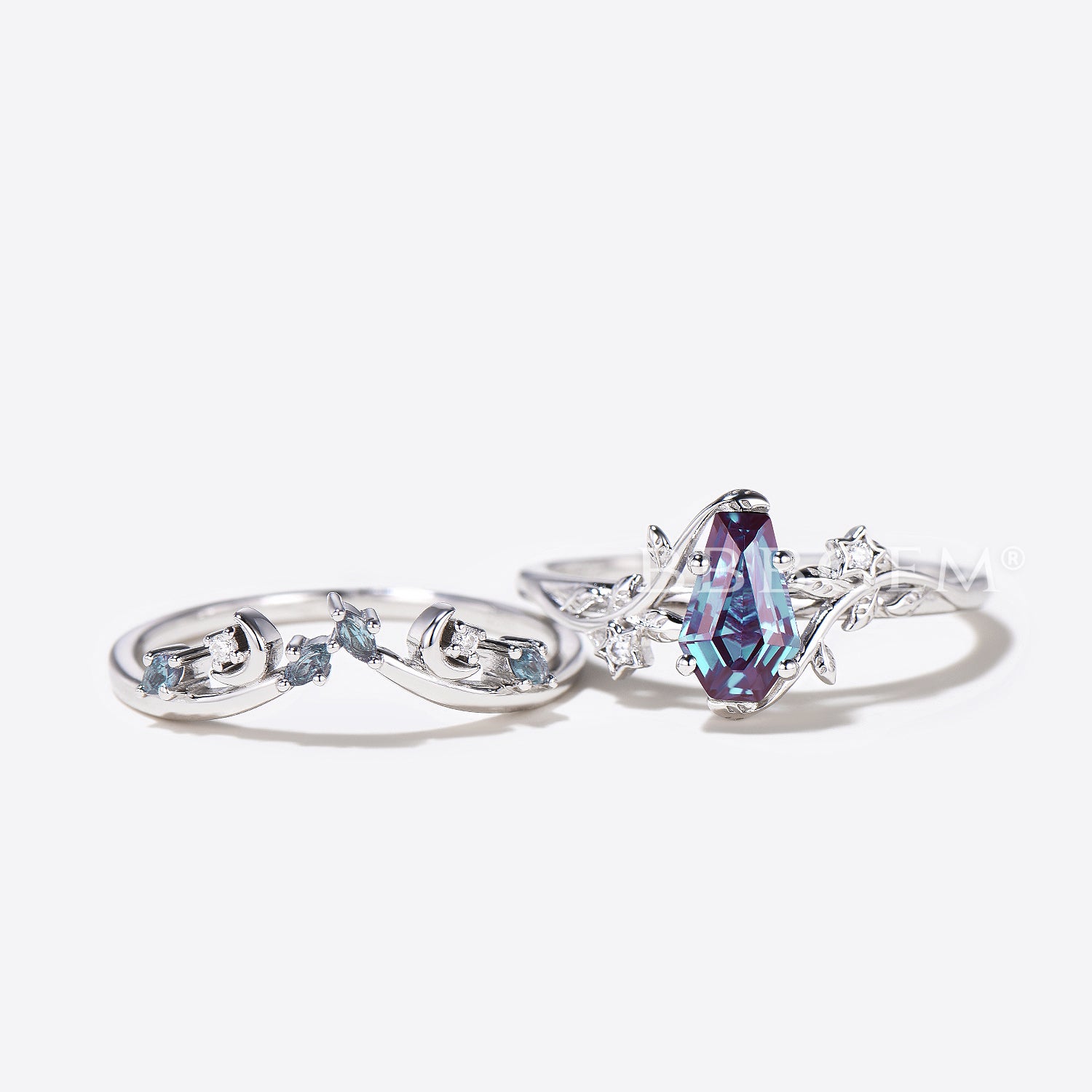 Nature Inspired Leaf Engagement Ring - Moon Star Coffin Alexandrite Wedding Band for Women | Perfect for Boho, Vintage & Nature-Themed Weddings