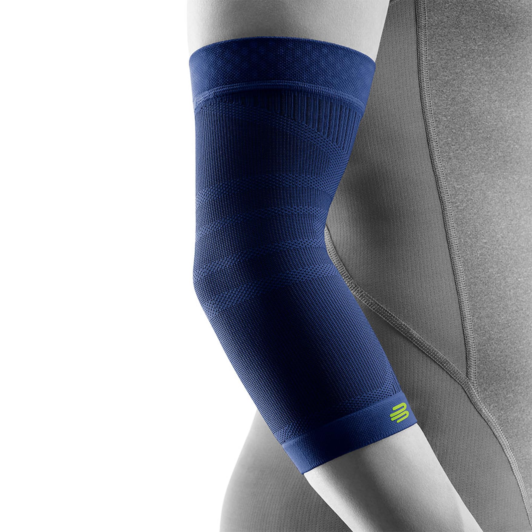 Bauerfeind Sports Compression Elbow Sleeve - Unisex Support for Athletics, Tennis & Weightlifting - Left/Right Arm - Medium Size Navy Blue - Ideal for Gym, Recovery & Joint Pain Relief