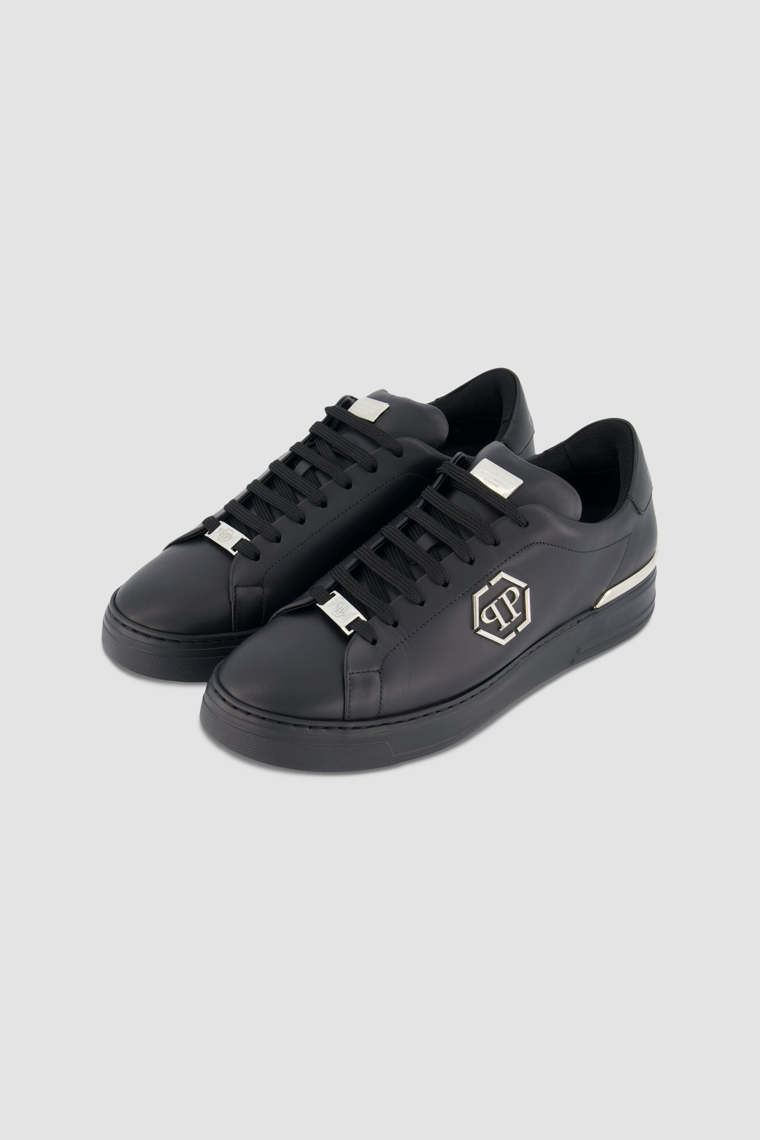 Philipp Plein Black Leather Hexagon Lo Top Sneakers for Men - Stylish Casual & Streetwear Fashion - Perfect for Urban Outings & Nightlife