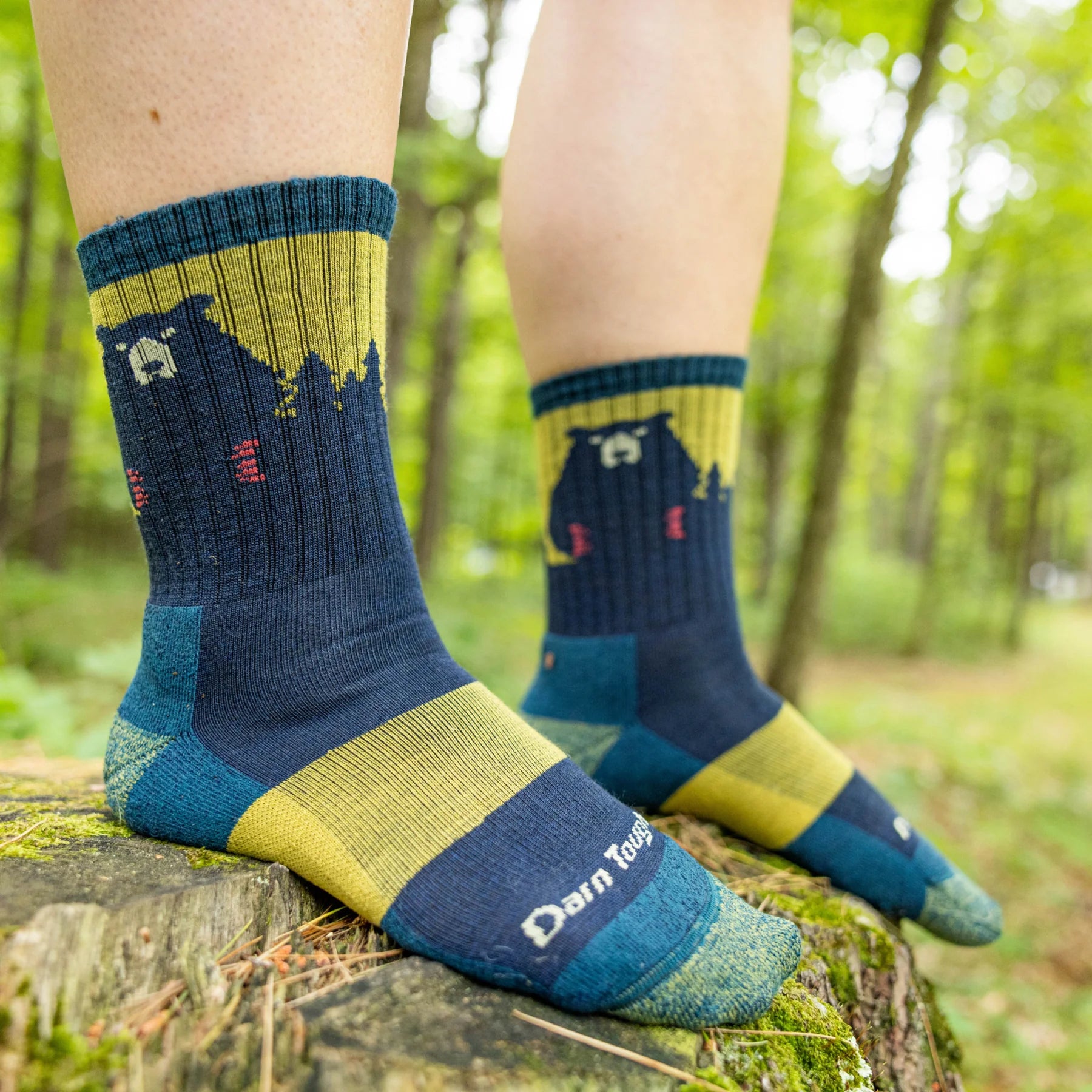Bear Town Micro Crew Lightweight Hiking Socks for Women - Moisture-Wicking & Breathable Trail Running Socks - Perfect for Hiking, Backpacking & Outdoor Adventures (D1970W)