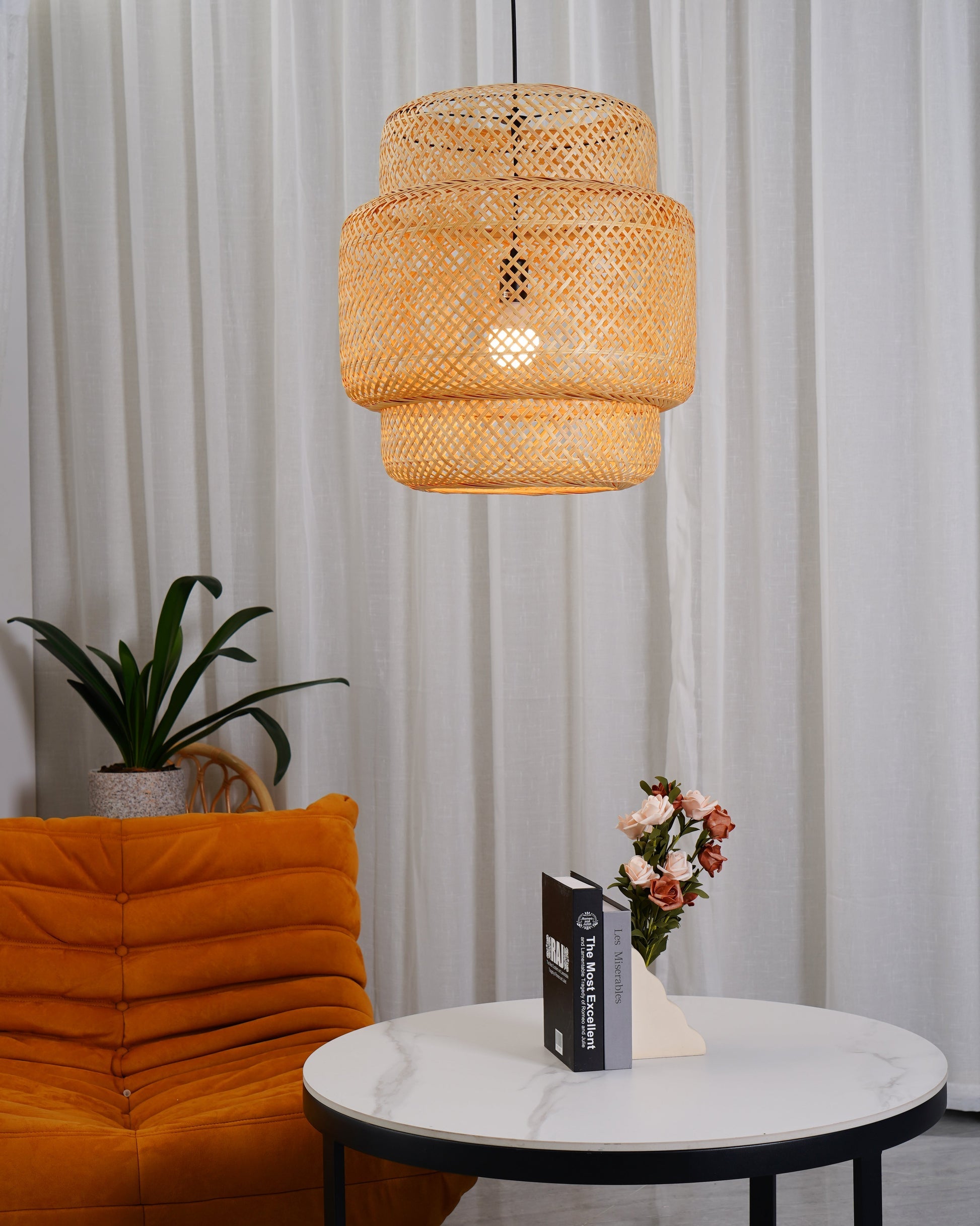Modern Bamboo Pendant Light Fixture - Handwoven Natural Rattan Hanging Lamp for Kitchen Island, Dining Room & Bedroom Decor - Eco-Friendly Lighting Solution