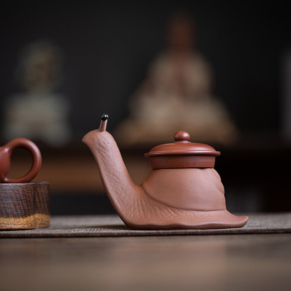 Purple Clay Snail Tea Pet Strainer - Handmade Ceramic Tea Infuser for Loose Leaf Tea - Perfect for Tea Ceremony, Meditation & Home Decor