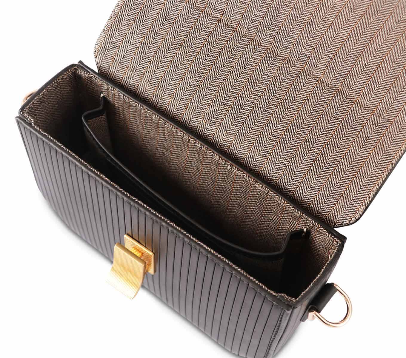 HARLOW Women's Shoulder Bag - Stylish Crossbody Purse for Everyday Use | Perfect for Work, Travel & Shopping