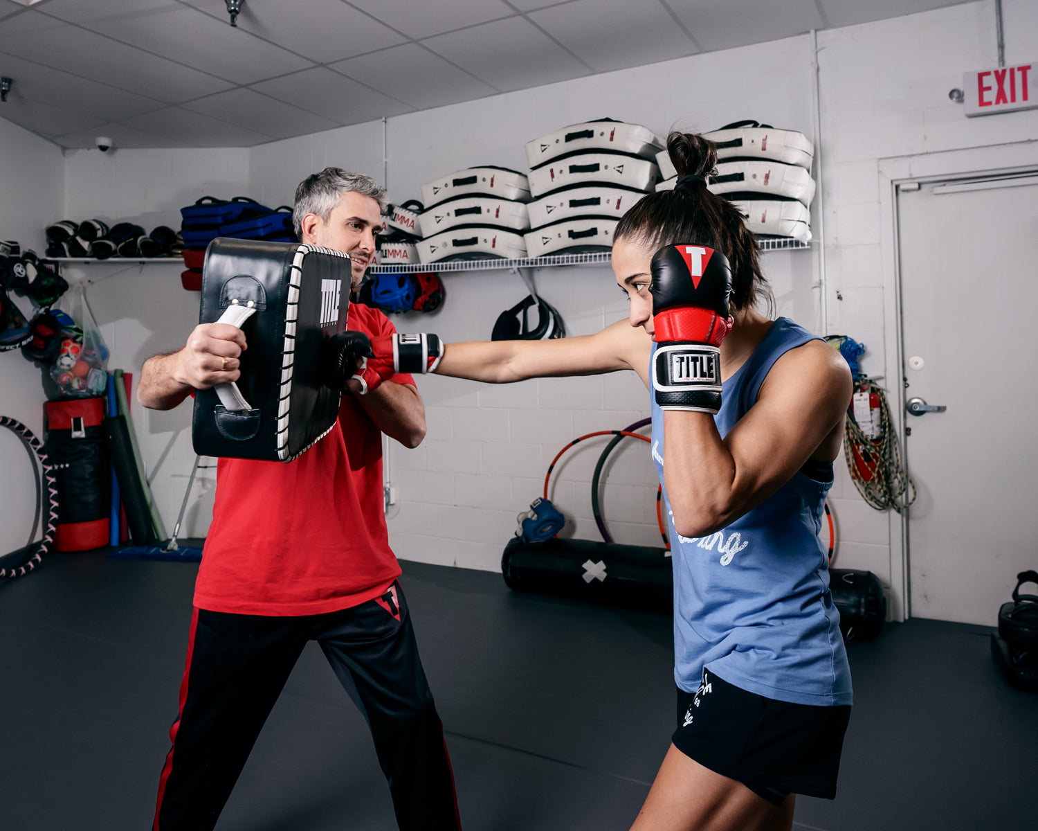 MMA Full Contact Sparring Gloves - Professional Training & Competition Gloves for MMA, Muay Thai, Kickboxing - Perfect for Gym, Home Workouts & Martial Arts Practice