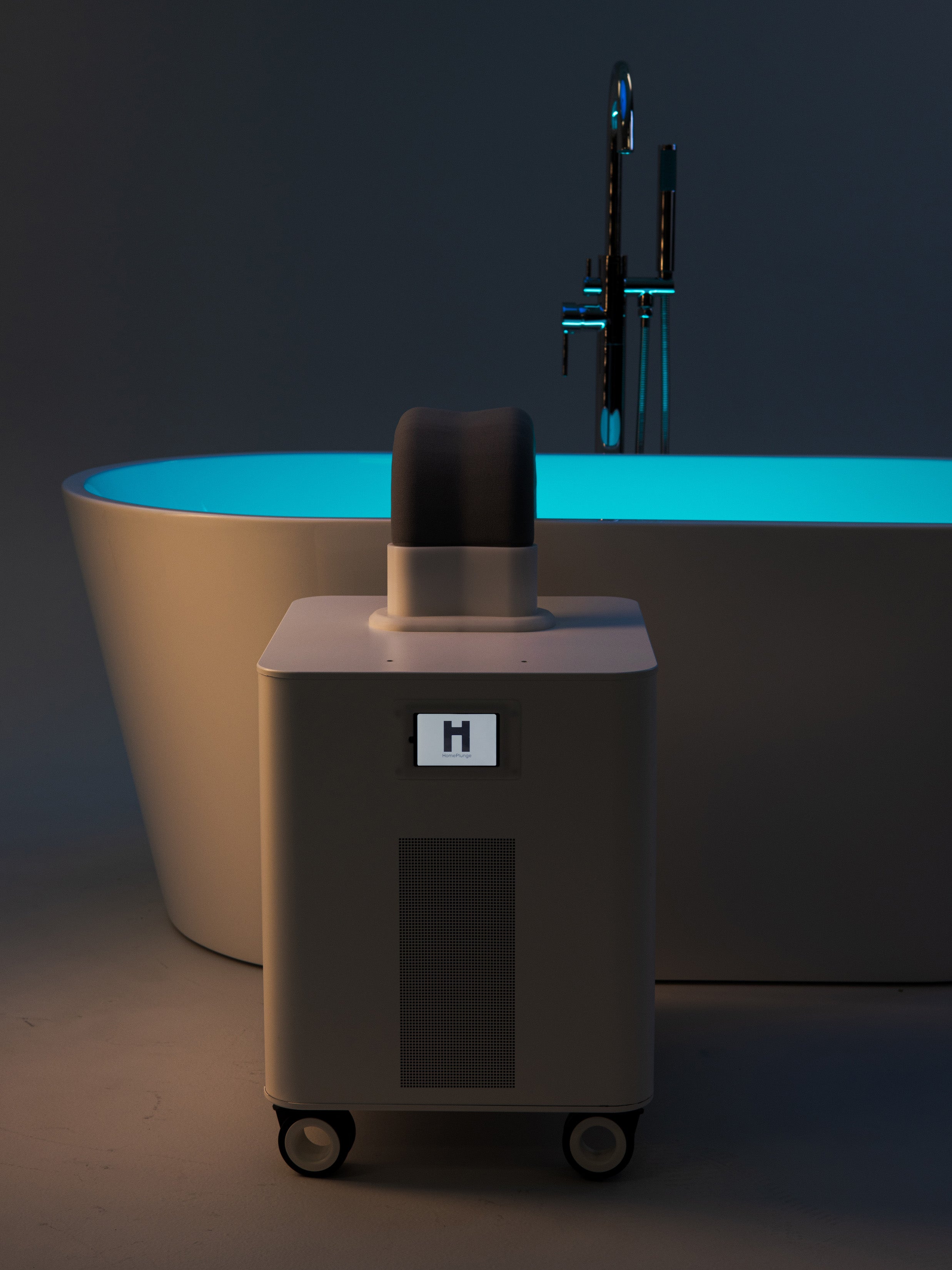 HomePlunge Portable Cold Plunge Tub for Athletes - Ice Bath for Muscle Recovery, Hydrotherapy & Relaxation at Home | Perfect for Post-Workout, Sports Therapy & Wellness