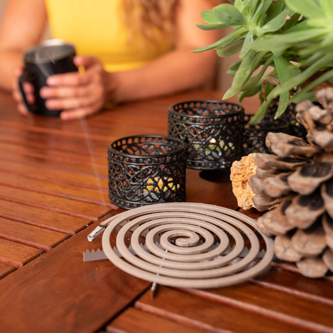 Lifesystems Mosquito Repellent Smoke Coils - Outdoor Camping, Hiking & Backyard Protection Against Insects