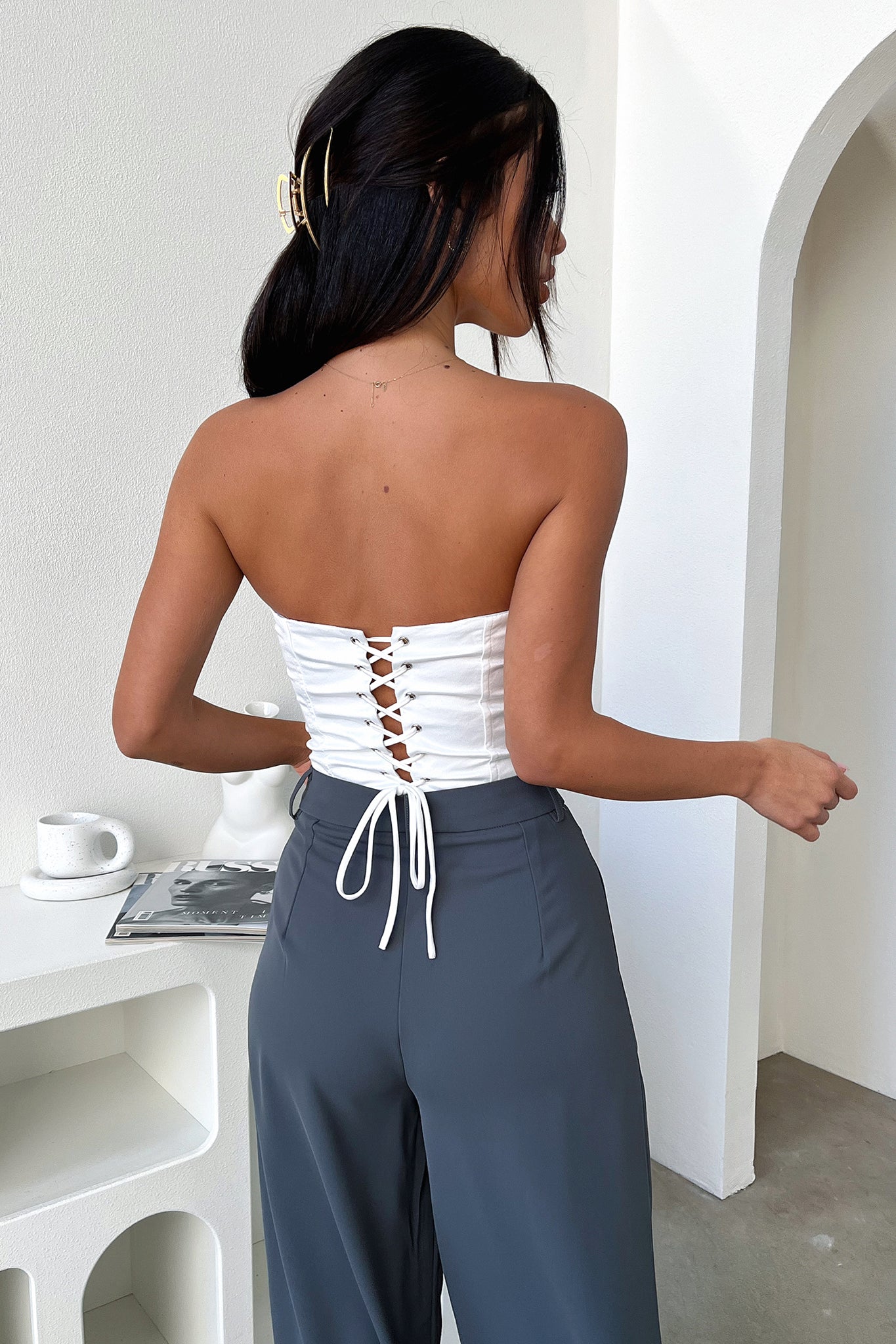 Melika Corset for Women - Elegant White Waist Trainer for Shapewear & Body Shaping - Perfect for Weddings, Parties, and Special Occasions
