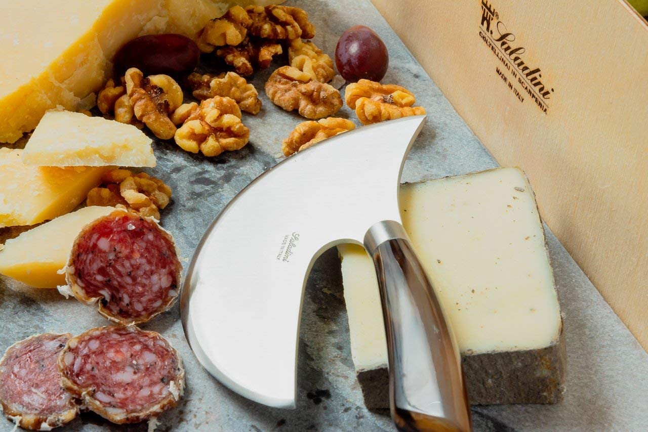 Exquisite Italian Cheese & Dessert Knife Set - High Carbon Stainless Steel Blade, Ox Horn Handle & Olive Wood Stand | Hand Forged Cutlery for Cheese Platters, Charcuterie Boards & Gourmet Dining