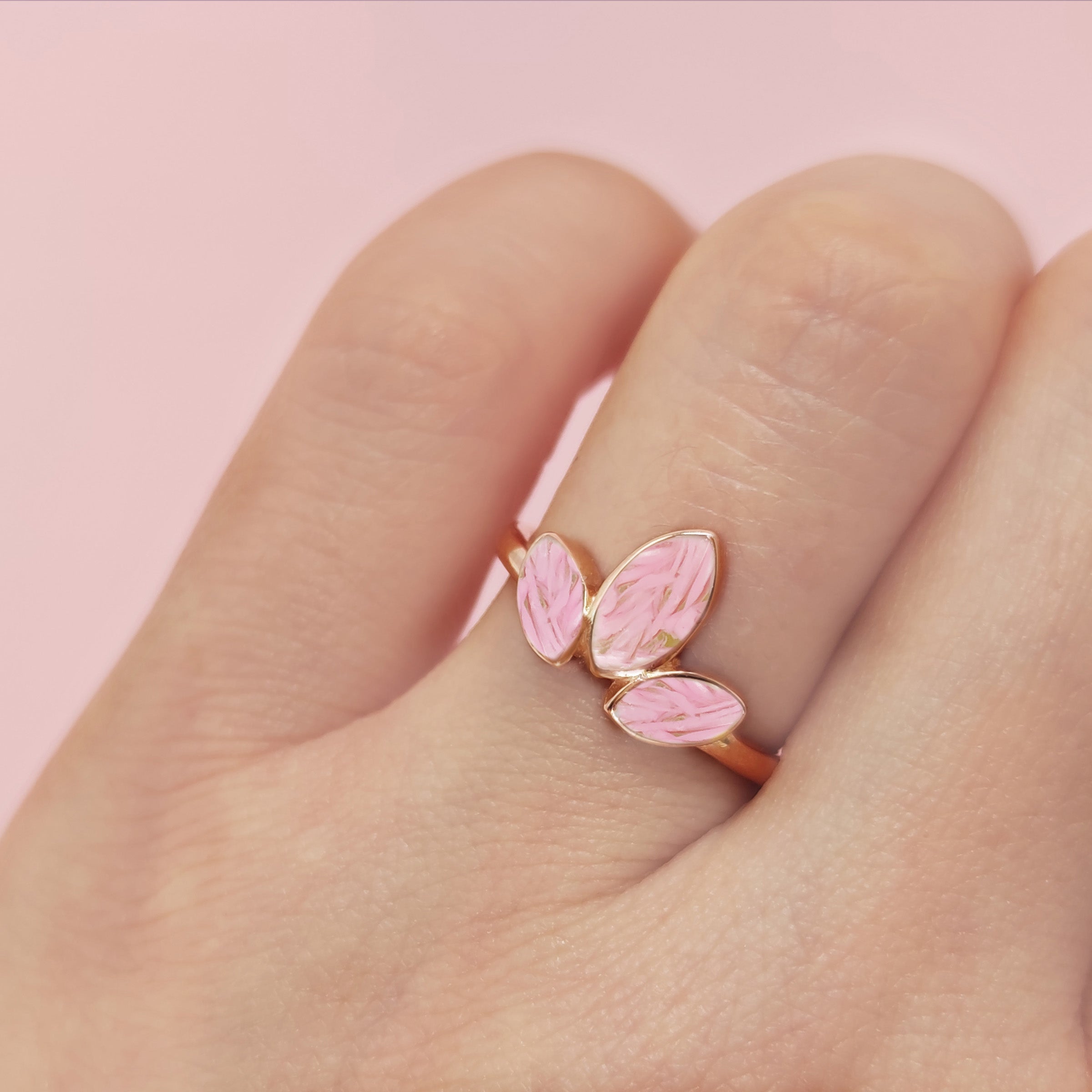Clover Leaf Pregnancy Test Cap Ring - Early Detection Home Pregnancy Test Kit for Women - Perfect for Travel, Discreet Testing & Quick Results
