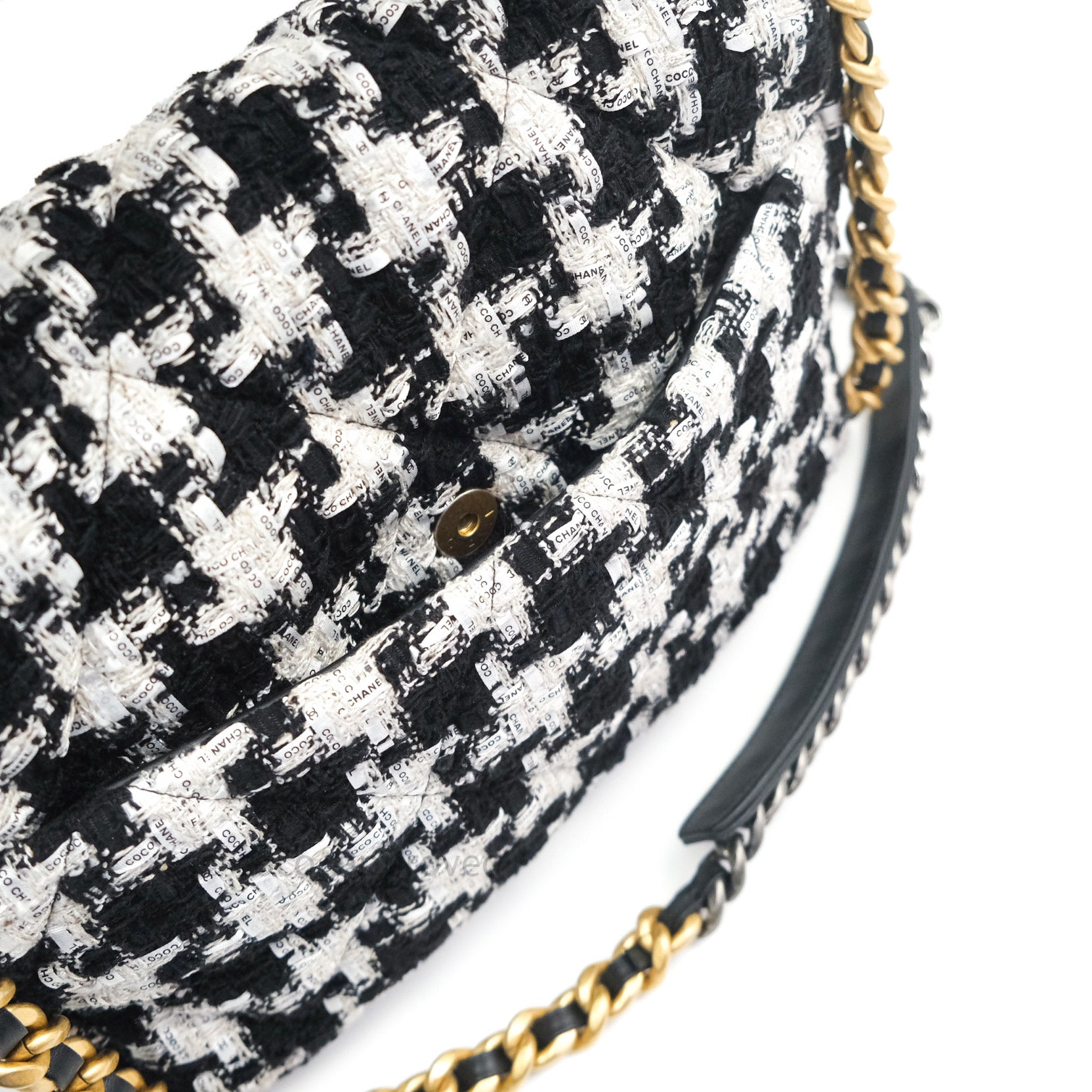 Chanel 19 Medium Flap Bag - White Tweed with Ribbon & Mixed Hardware - Luxury Designer Handbag for Women, Perfect for Parties, Weddings & Everyday Elegance