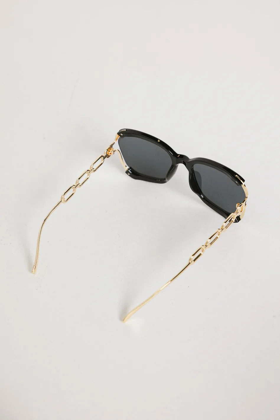 Black Lea Sunglasses for Women - UV Protection, Polarized, Fashionable & Lightweight - Perfect for Driving, Beach, and Outdoor Activities