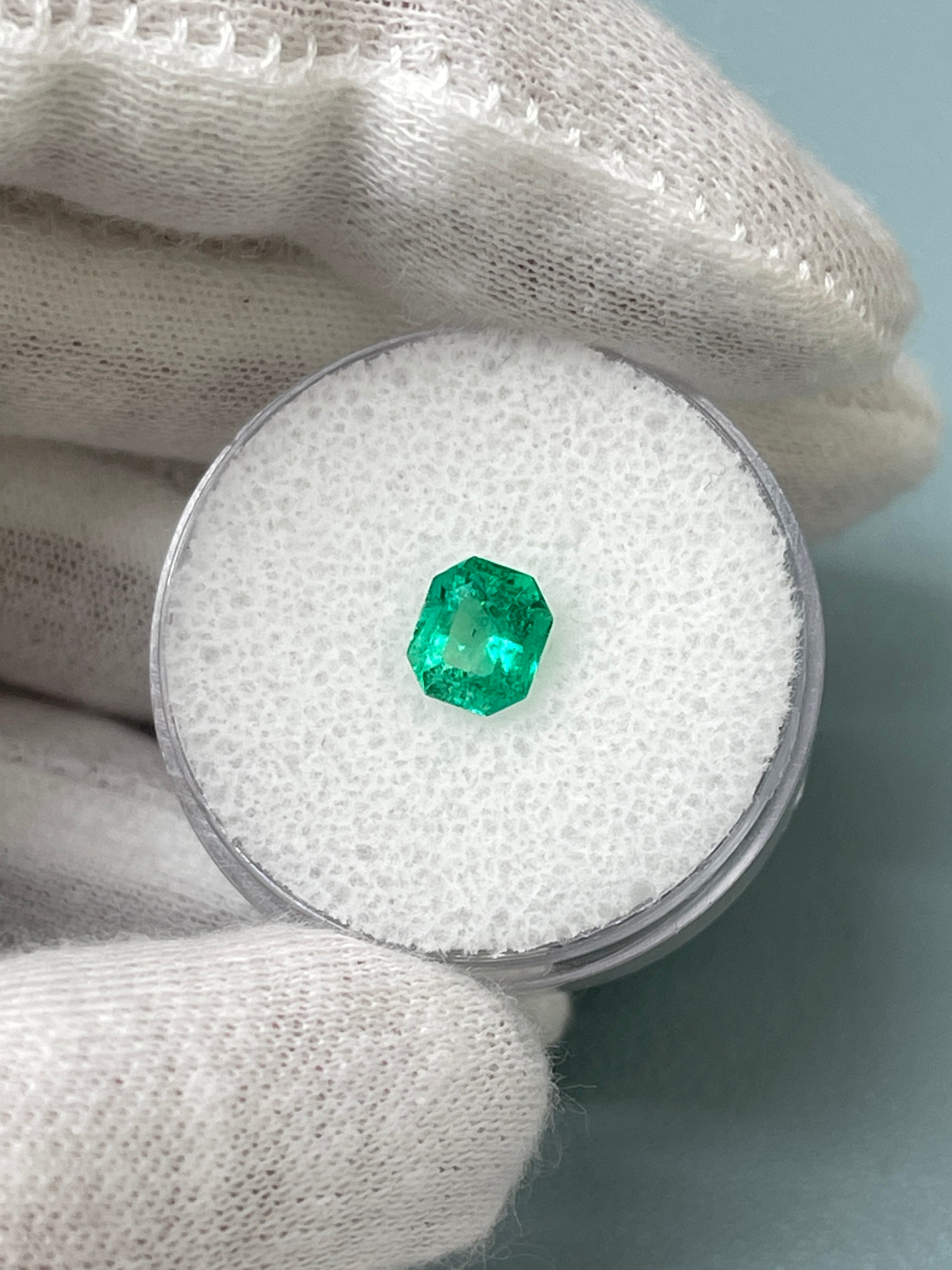0.83 Carat 6x5mm Bluish Green Natural Loose Colombian Emerald Gemstone - Emerald Cut with Clipped Corners for Jewelry Making, Engagement Rings & Fine Collections
