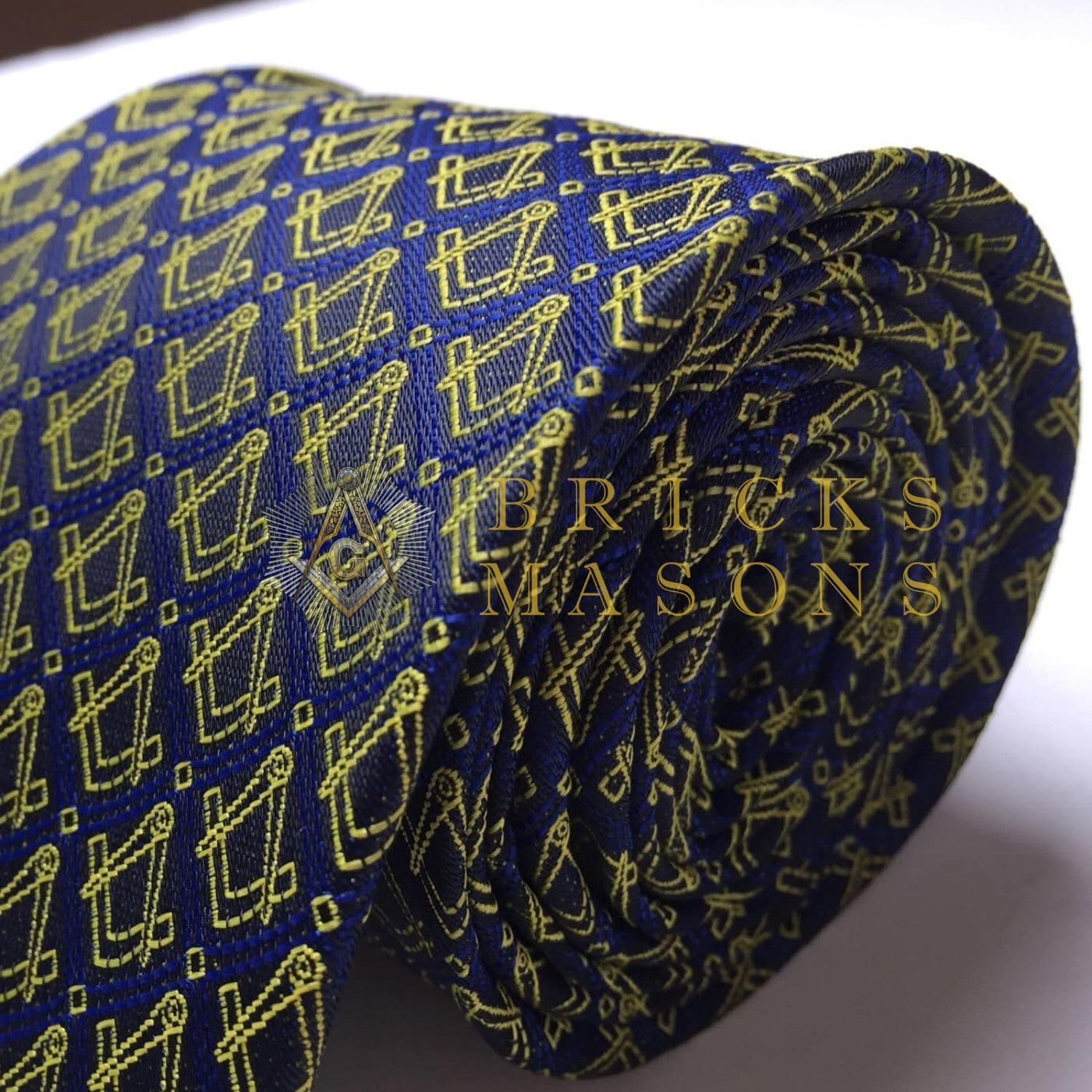 Masonic Clothing Accessories Set for Men - Formal Tie, Bow Tie & Pocket Square Handkerchief | Freemason Lodge Apparel & Gifts | Perfect for Masonic Ceremonies, Weddings and Special Occasions