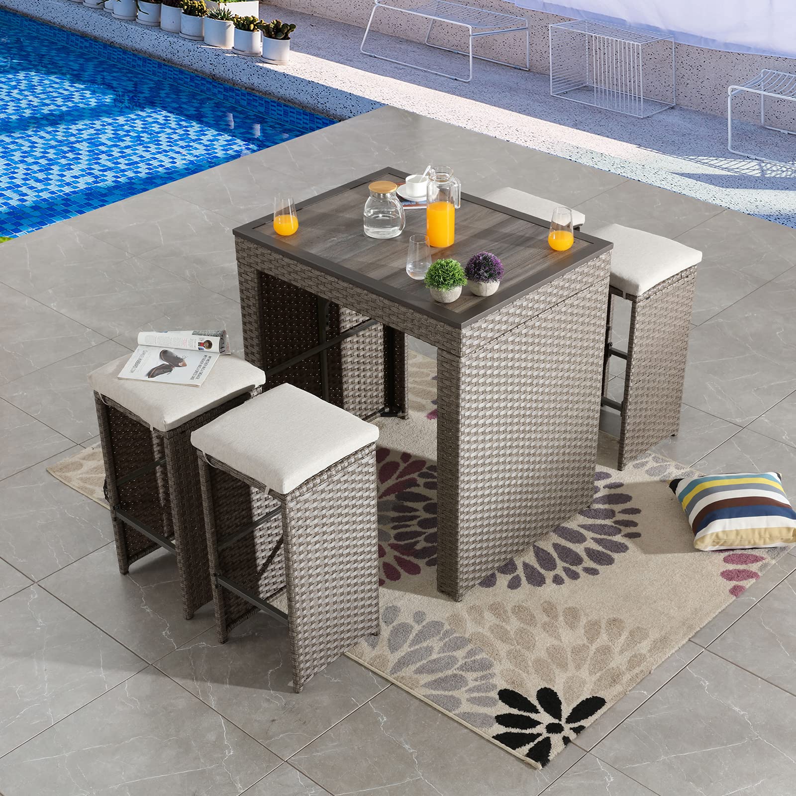 5-Piece Patio Bar Stool Set with Removable Cushions & Wooden Tabletop - Outdoor Wicker Furniture for Deck, Porch, Garden - Brown Rattan & Metal Frame - Perfect for Outdoor Dining, Entertaining & Relaxation