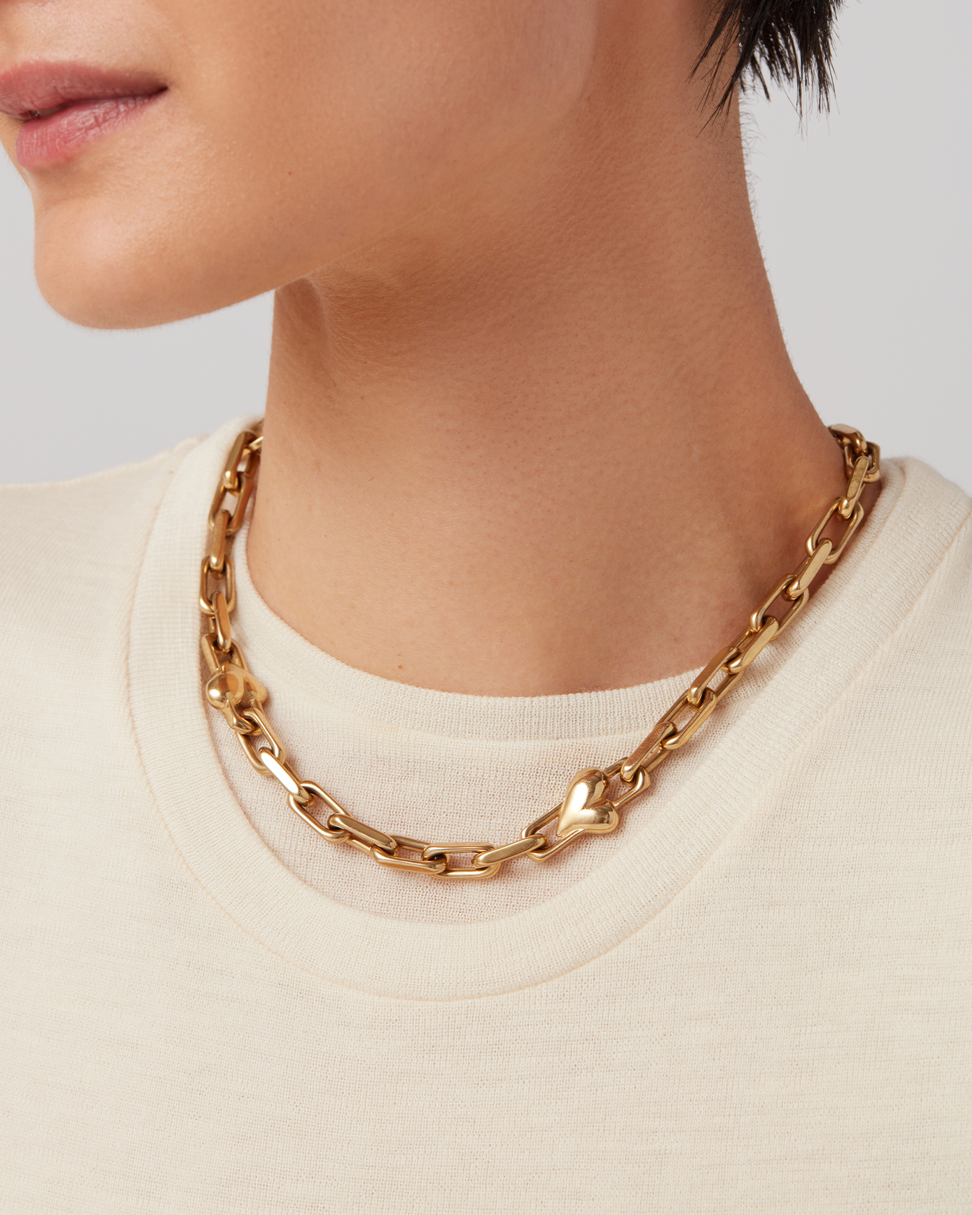 Art Heart Chain Necklace - Elegant Gold/Silver Pendant Jewelry for Women - Perfect for Valentine's Day Gifts, Anniversary & Romantic Occasions