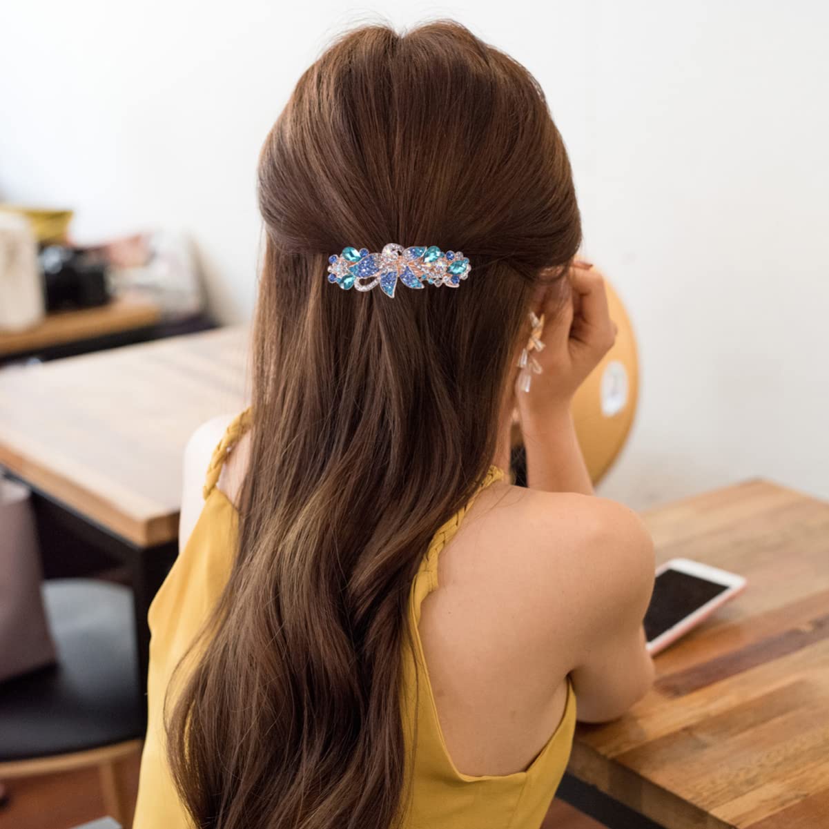 LALAFINA 4-Piece Women's Crystal Hair Clips - Elegant Spring Hair Barrettes for Wedding, Bridal, and Party Hair Accessories | Perfect for Brides, Prom, and Special Occasions