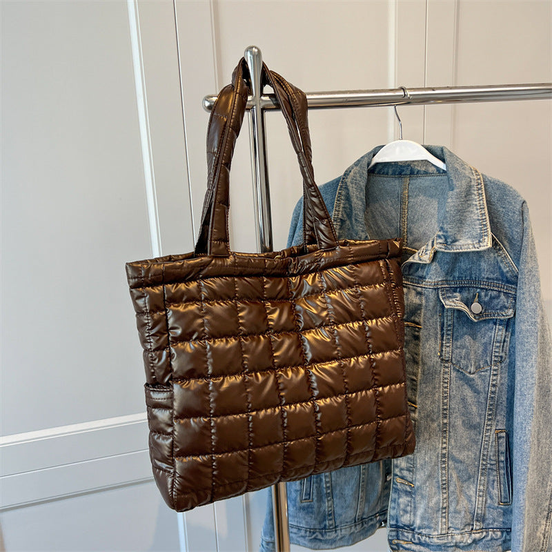 Stylish Winter Shoulder Bags for Women - Fashionable Plaid Handbag Purse - Perfect for Work, Travel & Daily Use