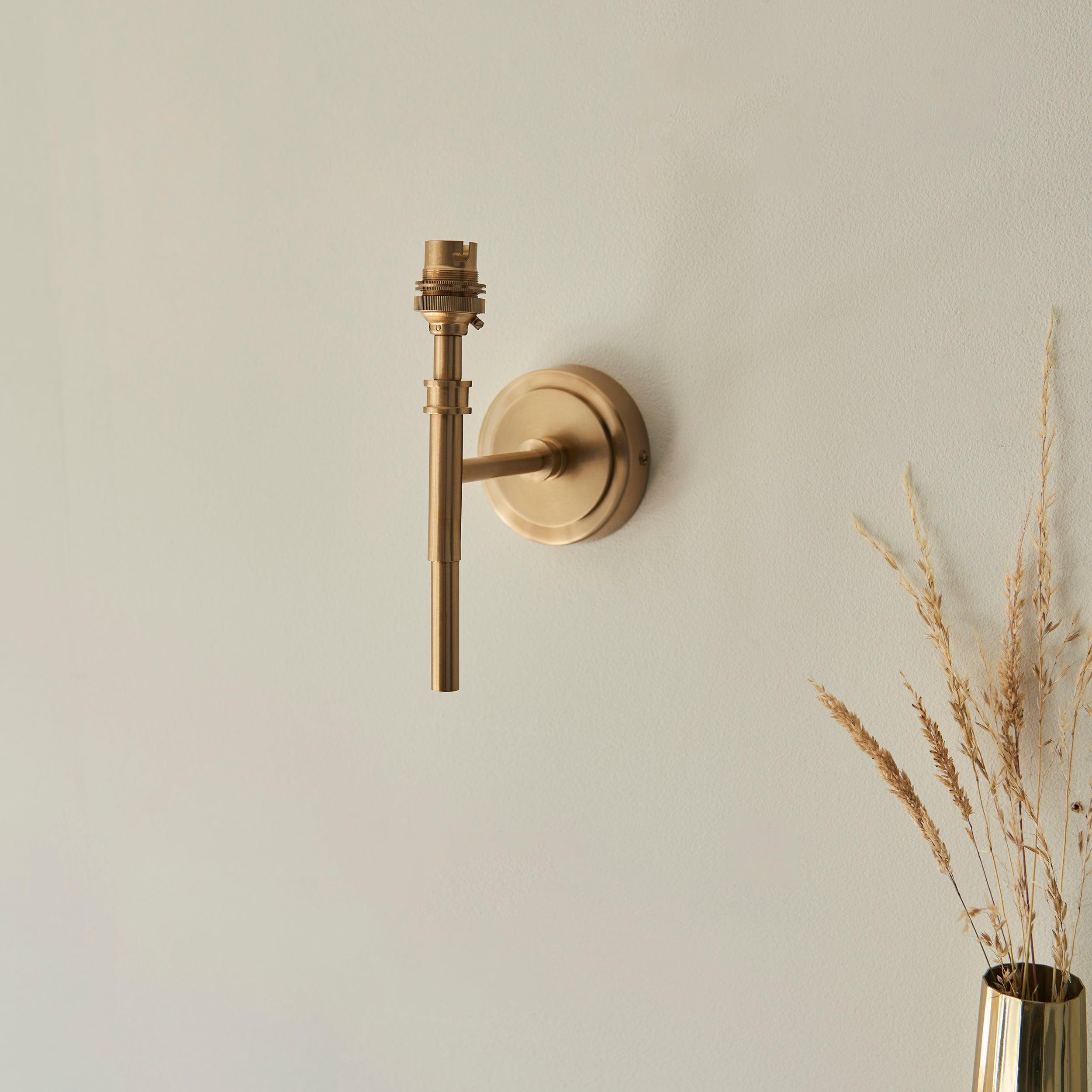 Chester Brass Wall Light Fixture - Vintage Style Sconce for Bedroom, Hallway & Living Room Lighting