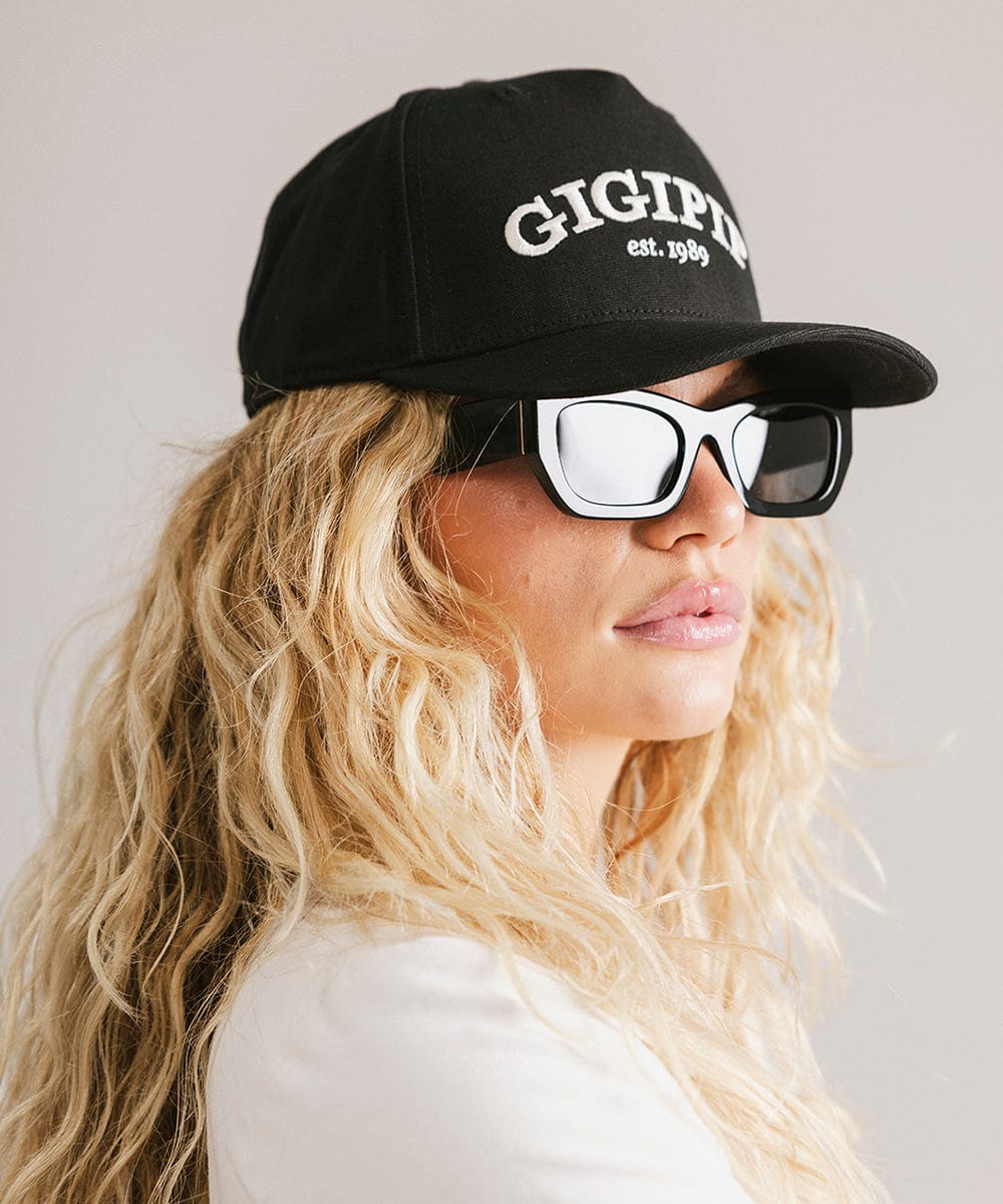 Gigi Pip Women's Vintage Trucker Hat - Adjustable Snapback Cap for Outdoor, Travel & Casual Wear