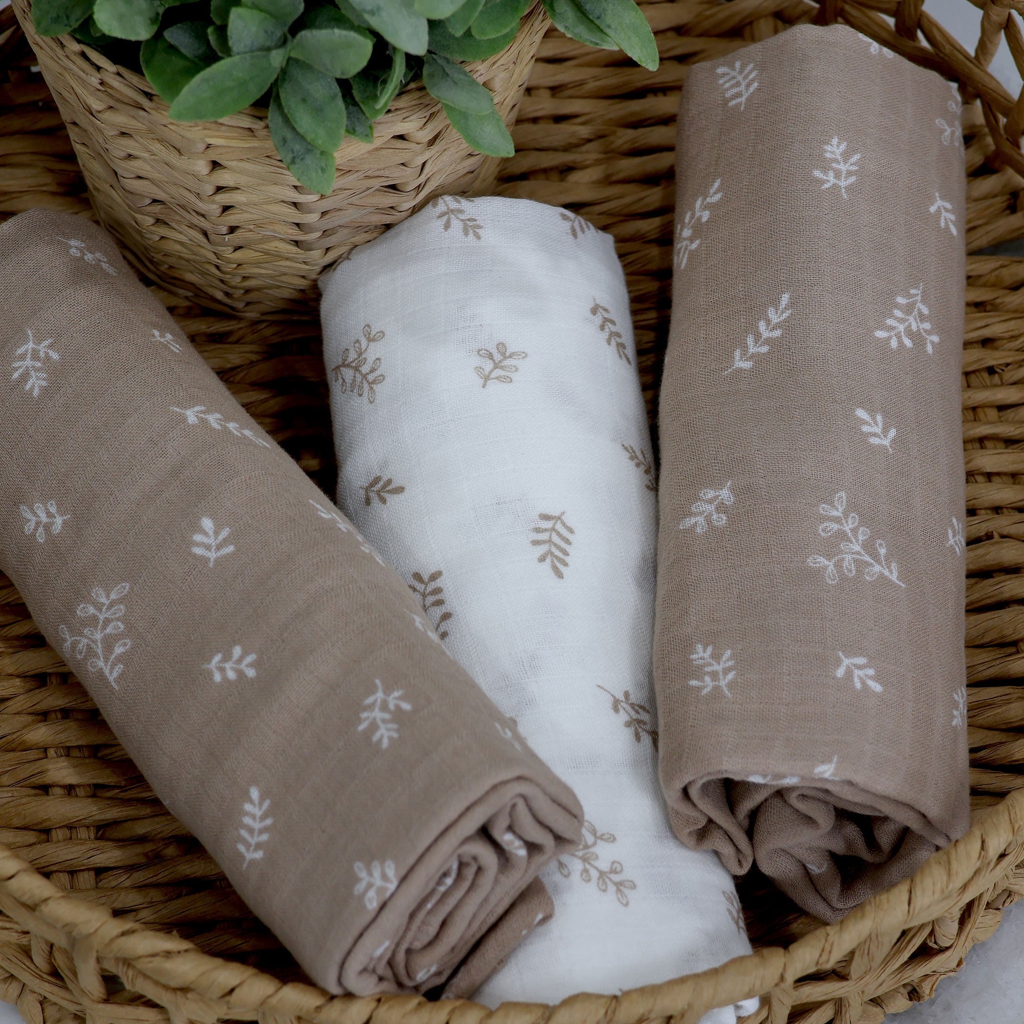 Organic Cotton 3-Pack Muslin Swaddle Wraps for Babies - Soft Breathable Baby Blankets - Chestnut Brown - Perfect for Newborn Swaddling, Nursing Cover & Stroller Blanket