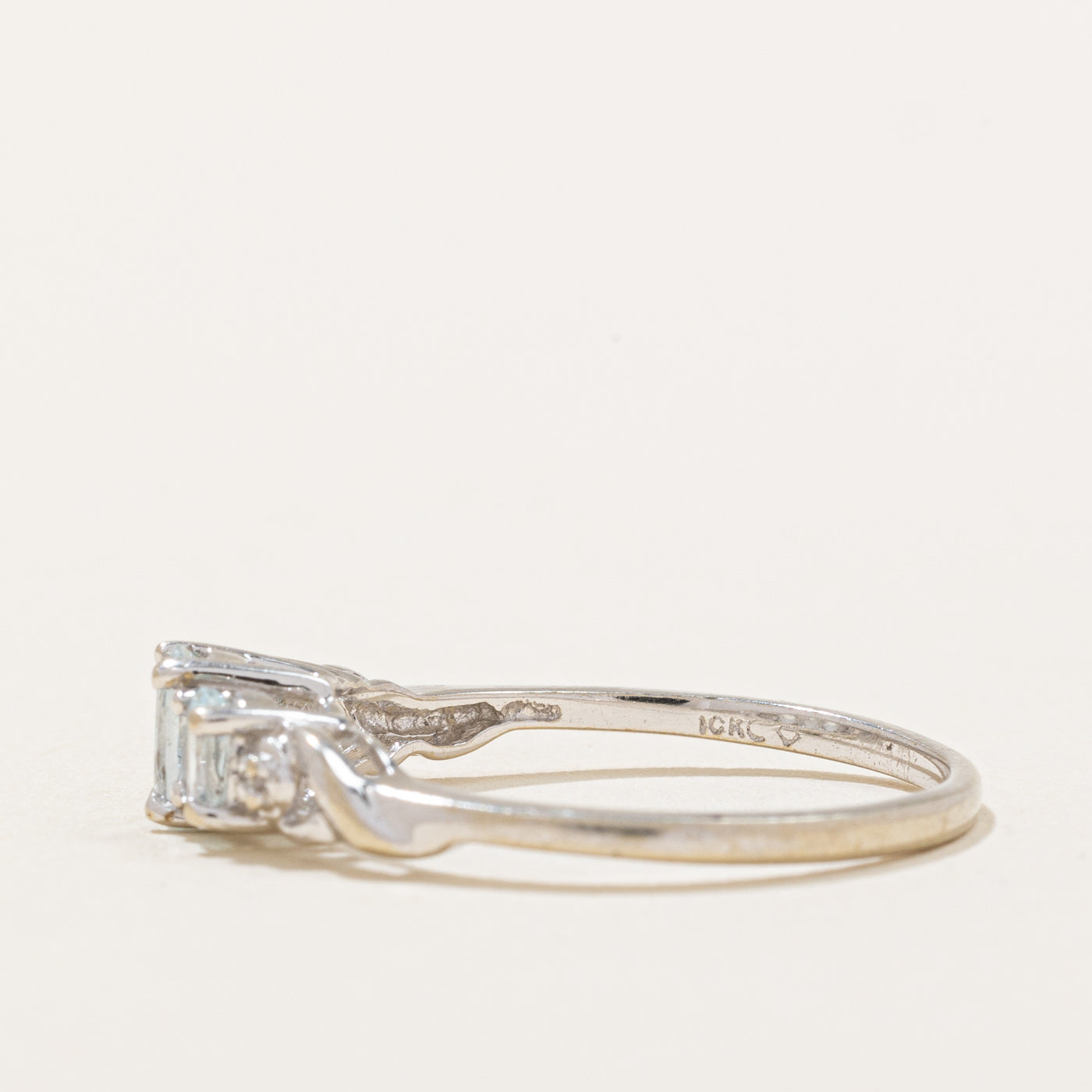 Elegant Aquamarine and Diamond Ring - 0.35ctw Gemstone with 0.01ctw Diamonds - Size 6.75 - Perfect for Engagement, Anniversary & Special Occasion Gifts