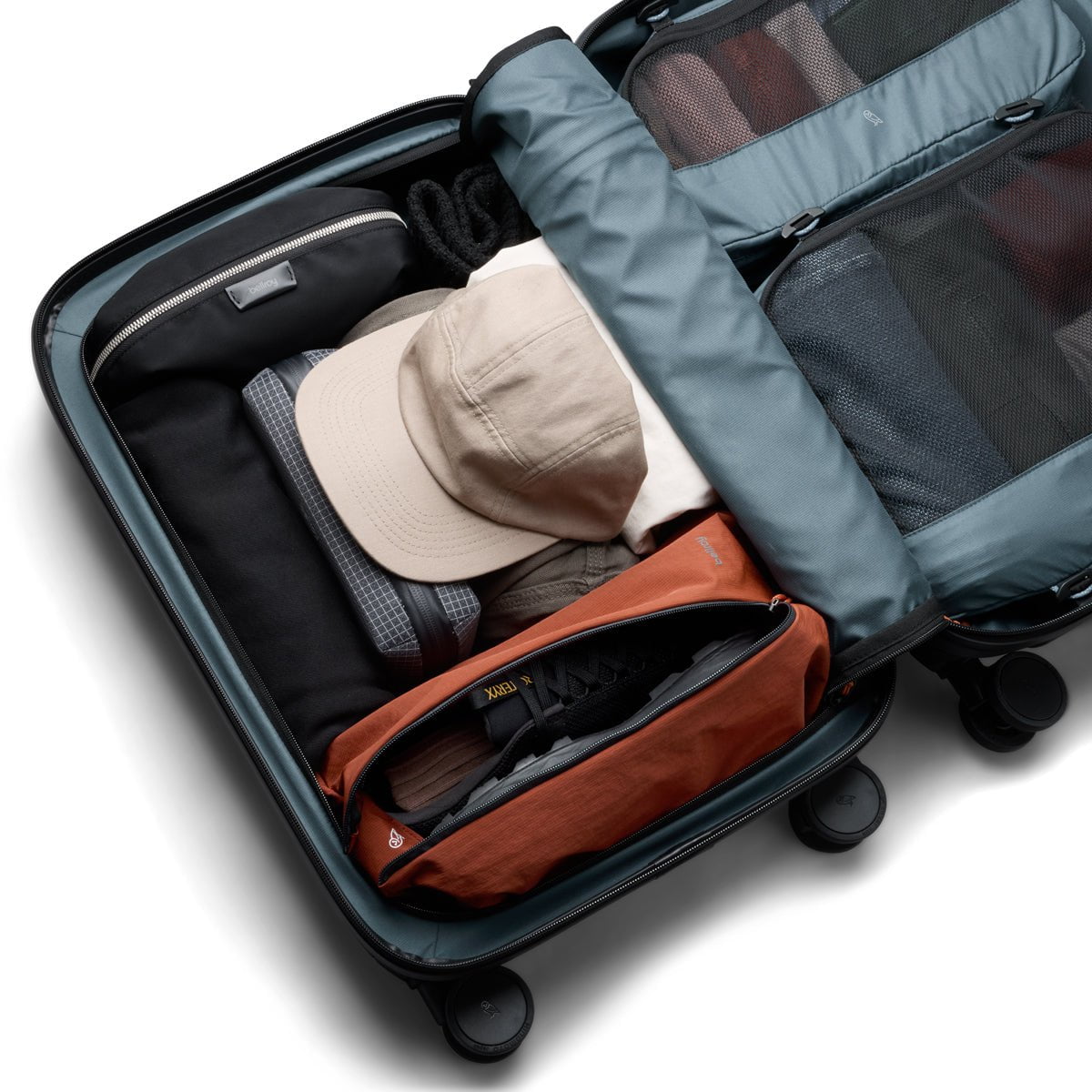 Bellroy Transit Carry On Plus Luggage - Premium Expandable Travel Suitcase for Business & Vacation - Lightweight Durable Spinner Luggage with TSA Lock & Smart Storage (Perfect for Air Travel & Weekend Getaways)