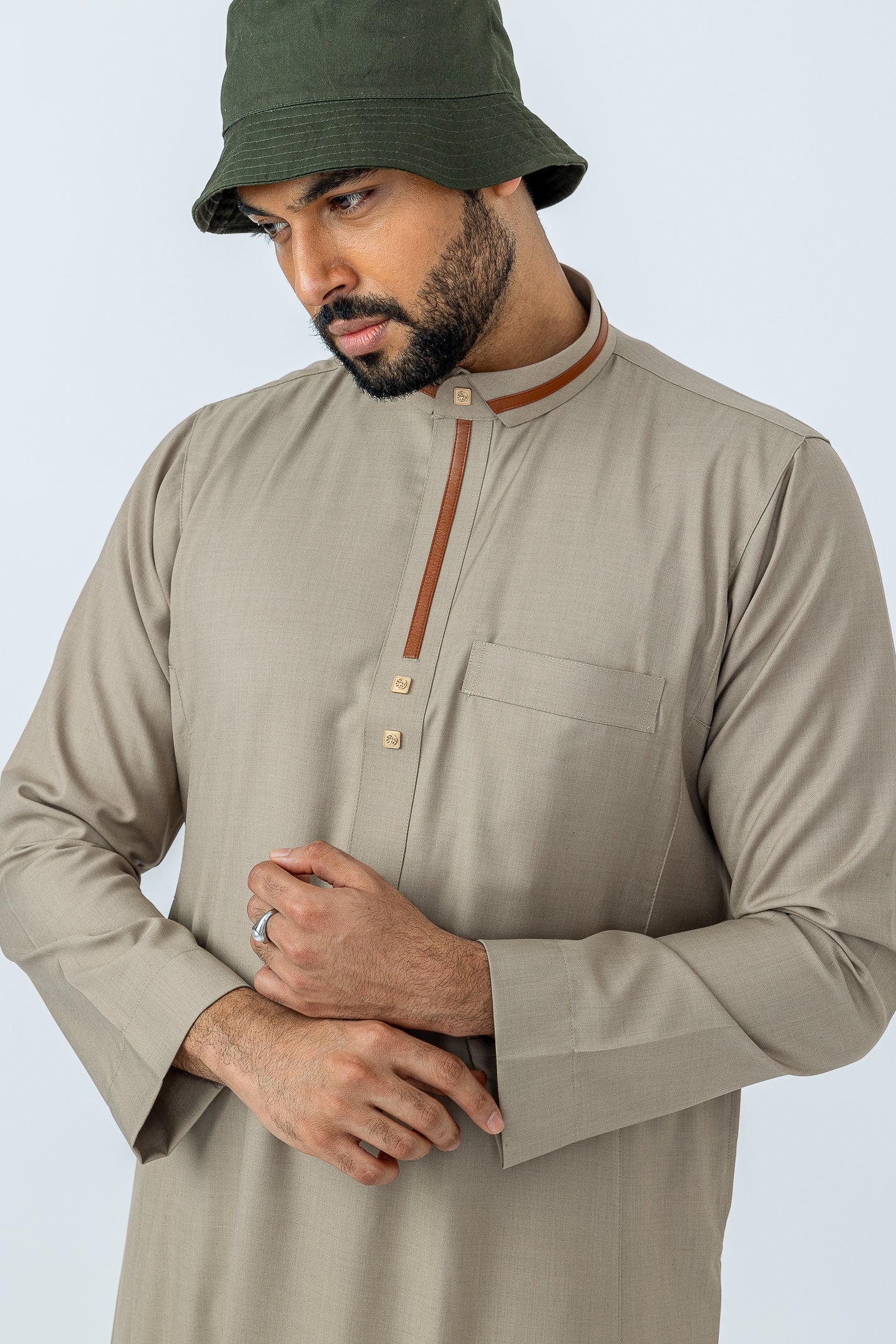 713 Desert Sand Thobe for Men - Lightweight & Breathable Islamic Robe - Perfect for Prayer, Hajj, and Everyday Wear
