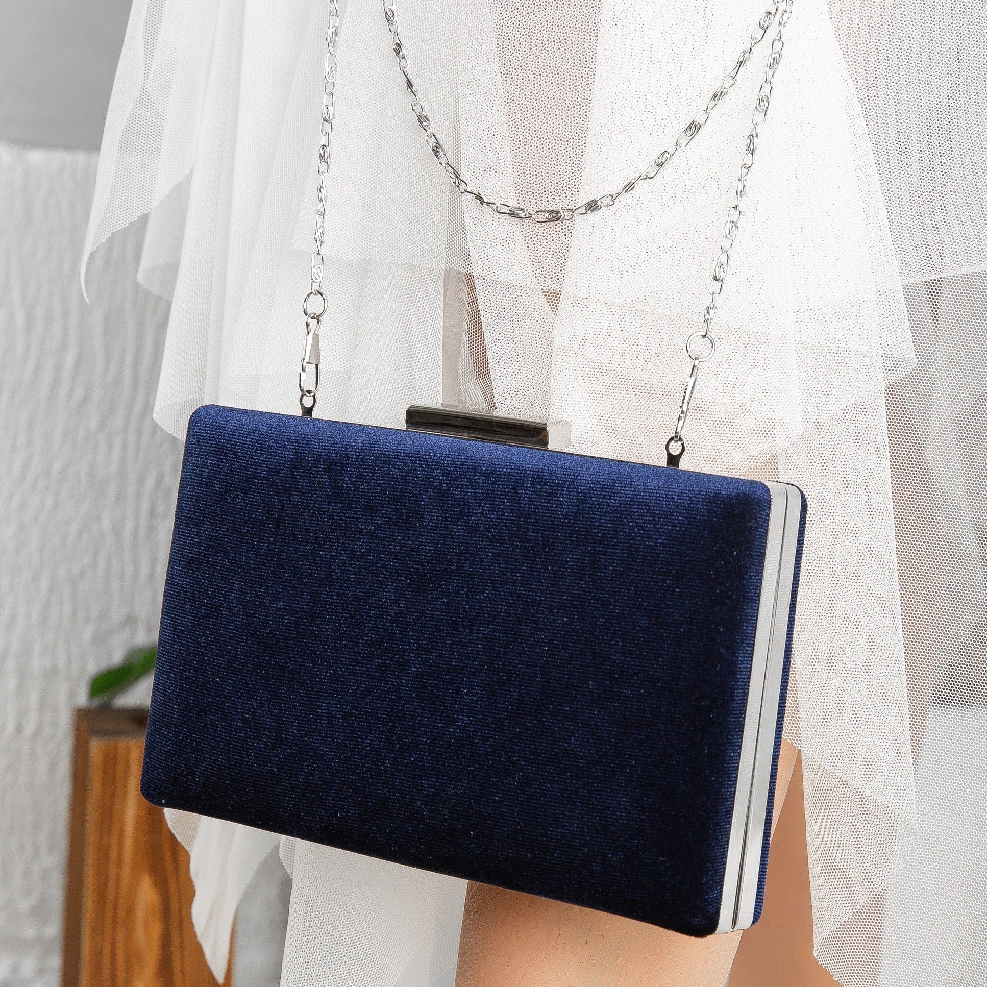 Elegant Dark Blue Velvet Wedding Clutch Purse for Bride - Perfect for Bridal Showers, Receptions & Formal Events