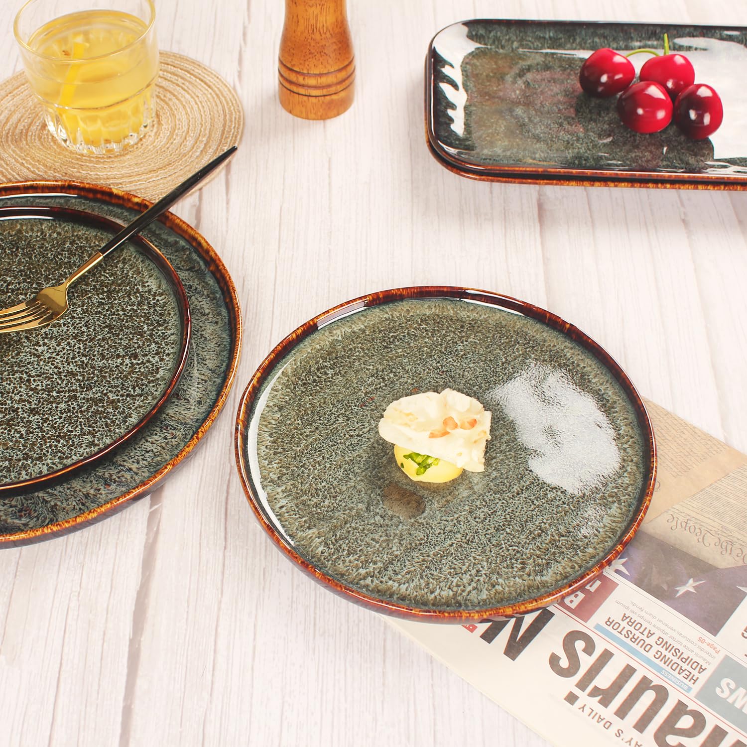 4-Piece Black Porcelain Appetizer Plates Set - Microwave & Dishwasher Safe for Steak, Pasta, Salad