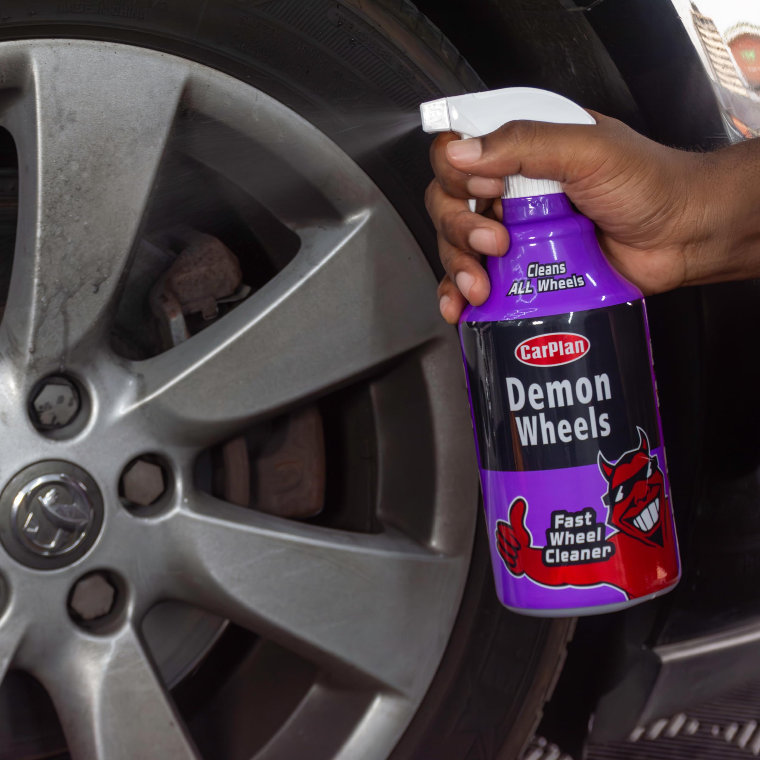 Demon Wheels 34 fl Oz (1L) Fast Wheel Cleaner - Heavy Duty Brake Dust Remover for Cars, Trucks & Motorcycles - Safe for Alloy, Chrome & Painted Wheels - Perfect for Auto Detailing & Car Wash