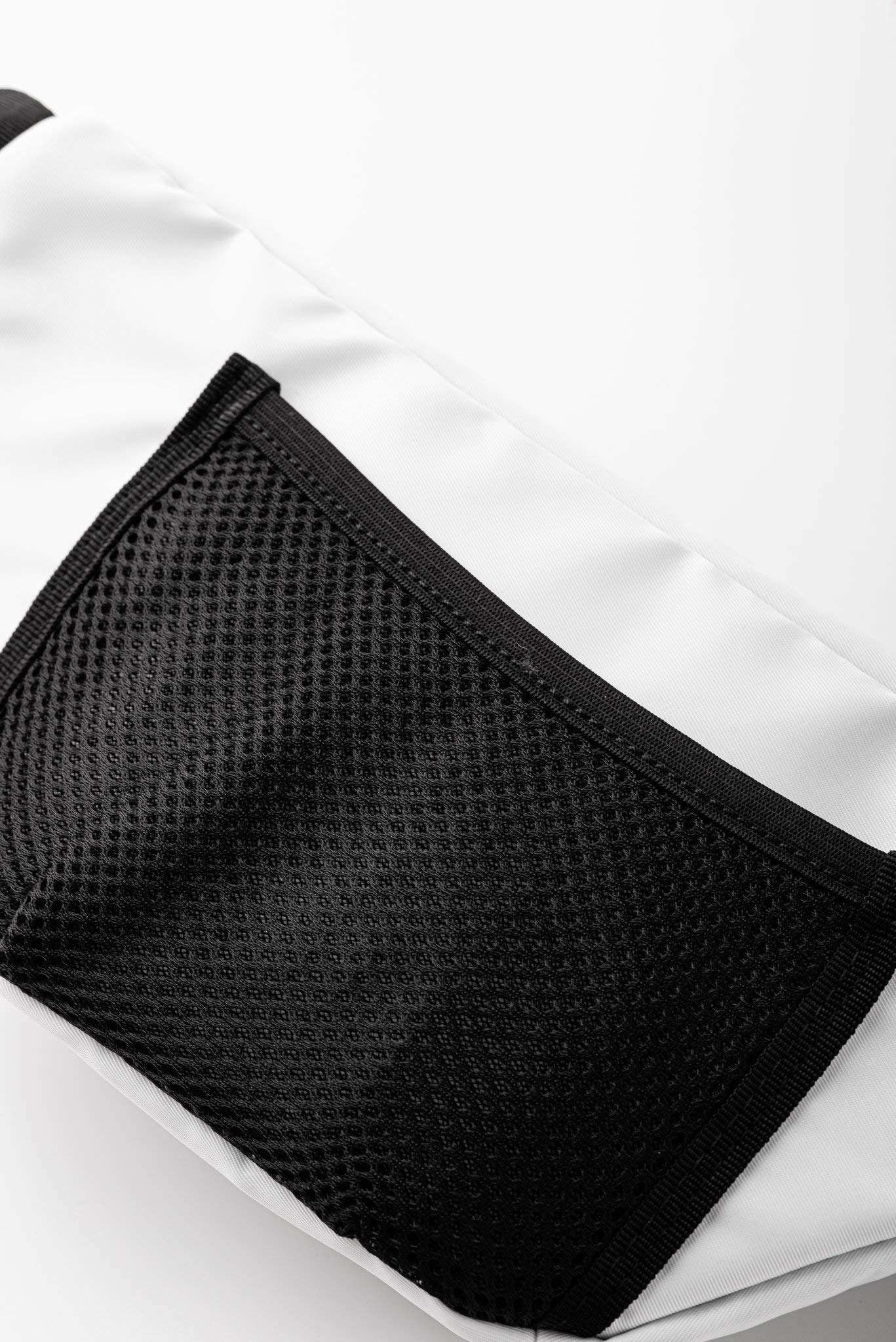 Trendy Cross Body Fanny Pack for Women & Men - Stylish White Waist Bag for Travel, Hiking, Running & Everyday Use
