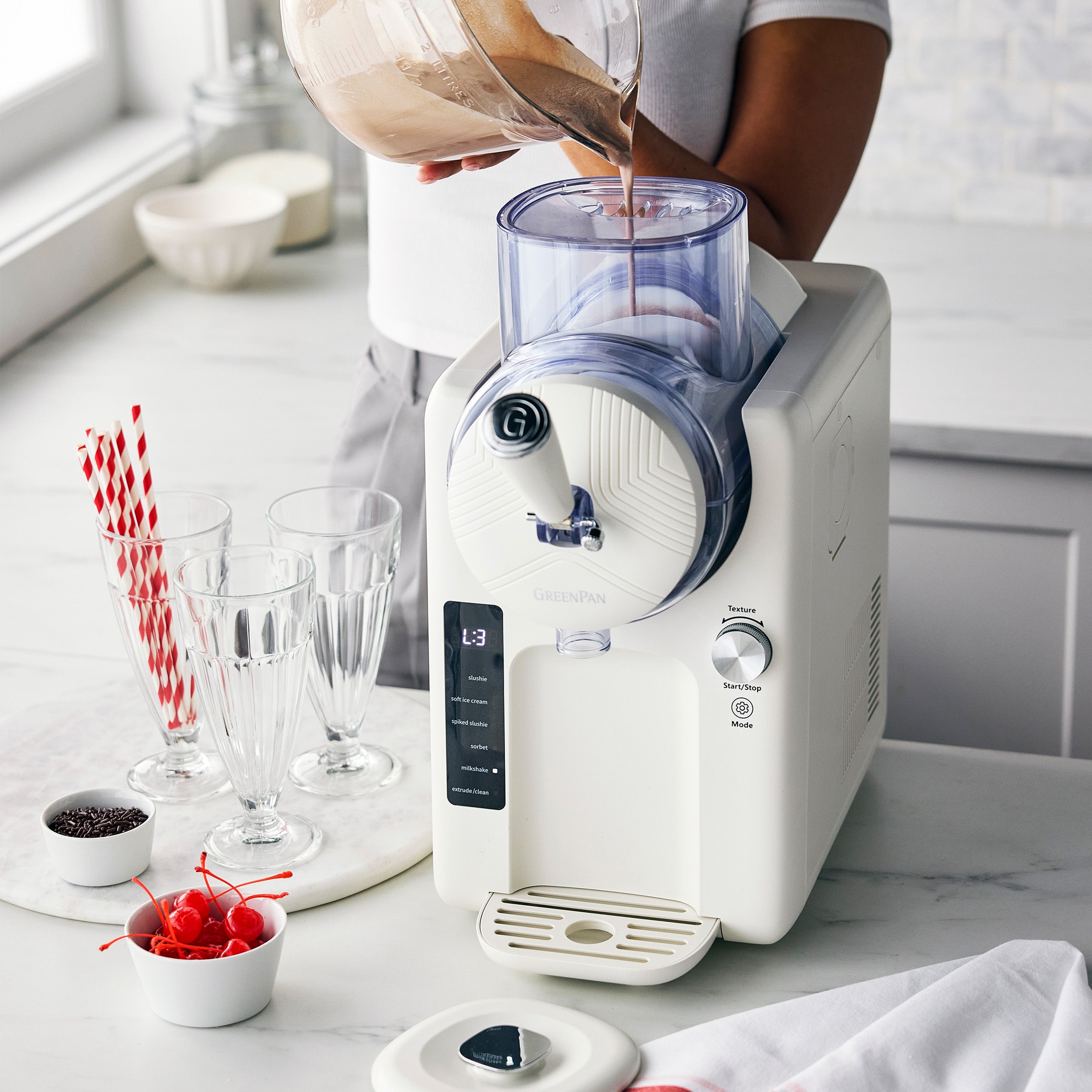 Frost Ice Cream & Frozen Drink Maker - Homemade Ice Cream Machine for Smoothies, Sorbets & Frozen Yogurt - Perfect for Parties, Desserts & Summer Treats