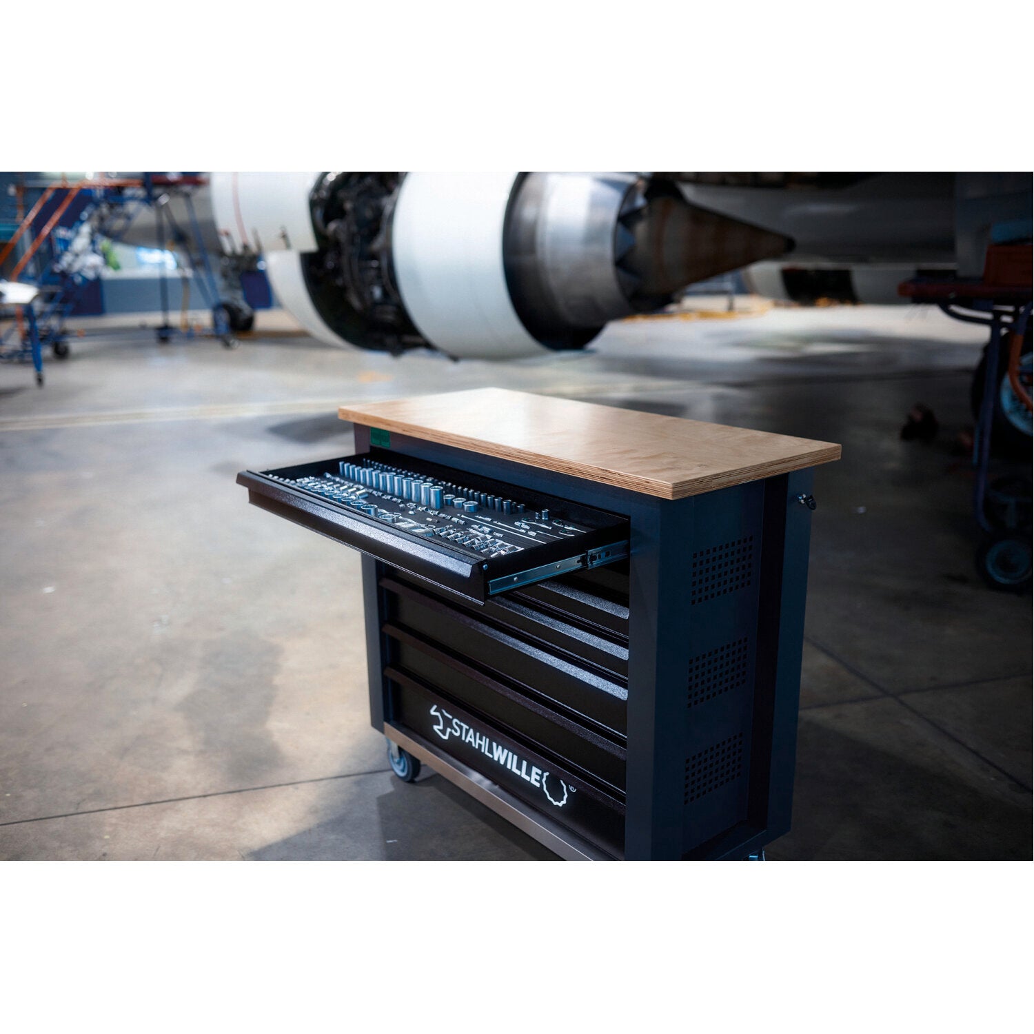 Stahlwille 98830181 Professional Tool Set with Workbench - Perfect for Home Garage, Workshop & DIY Projects