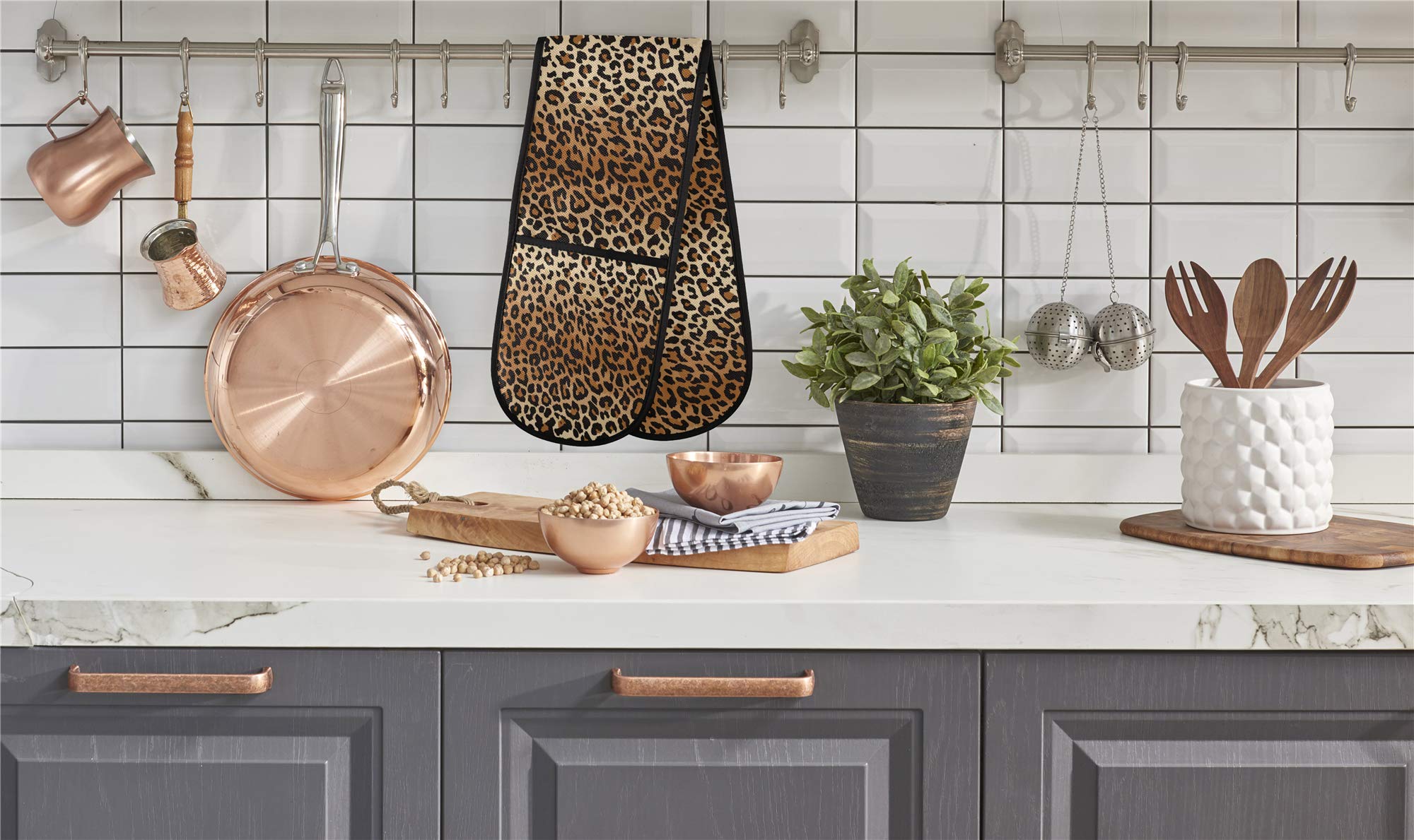 Heat Resistant Leopard Print Double Oven Mitts - 7