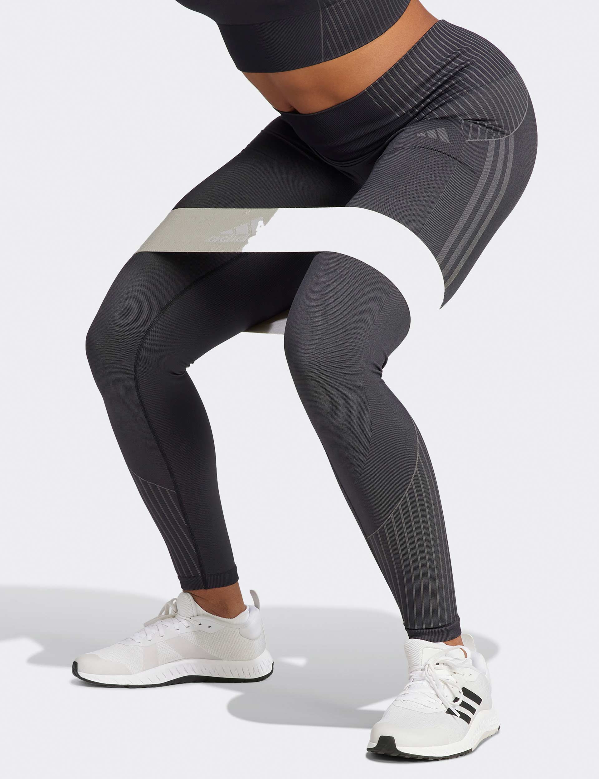 Seamless Branded 7/8 Leggings for Women - High Waist Yoga Pants - Black Workout Leggings for Running, Gym & Lounge