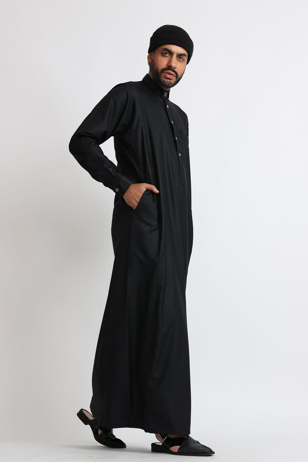 Premium Aswad Black Thobe for Men - Traditional Islamic Long Robe - Perfect for Prayer, Eid, and Special Occasions