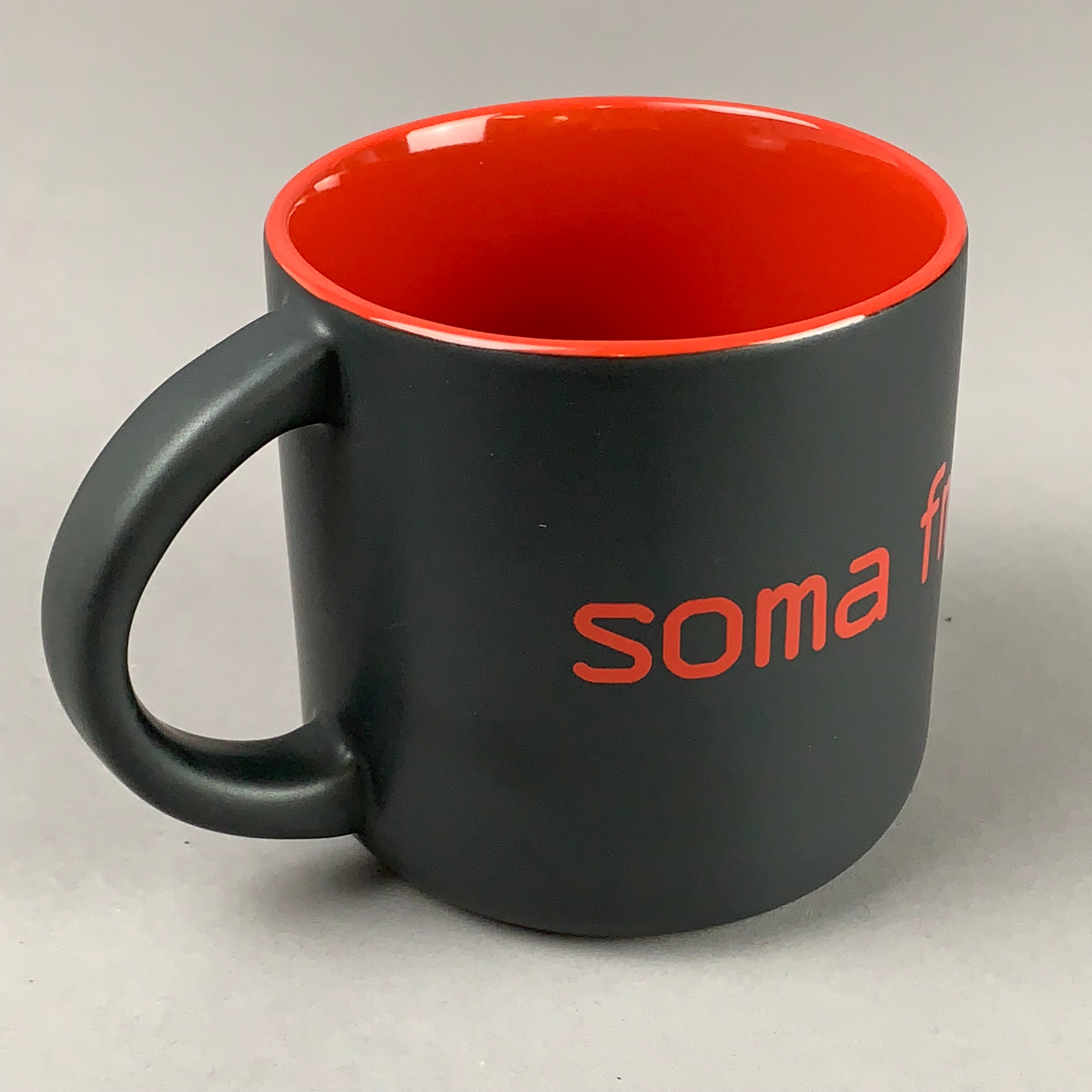Premium Matte Black & Red Coffee Mug - 15oz Ceramic Travel Mug with Lid - Ideal for Home, Office & Outdoor Use - Perfect Gift for Coffee & Tea Lovers