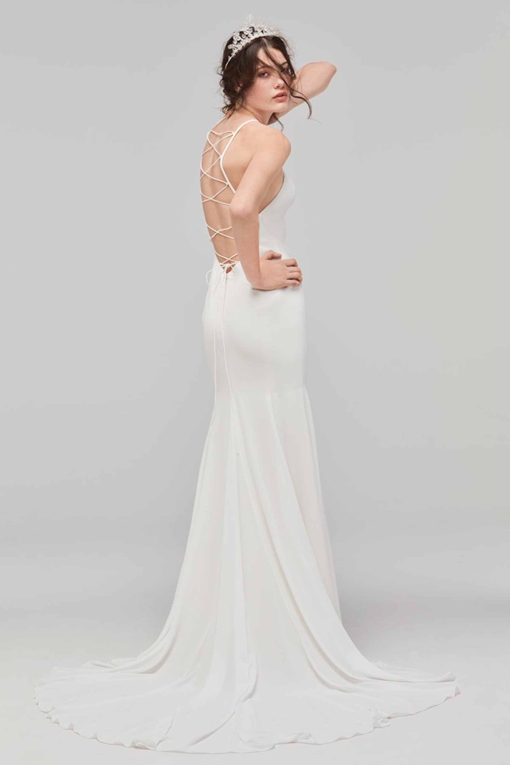 Willowby Knox 59310 Wedding Gown - Elegant Lace Bridal Dress for Bride, Perfect for Church Ceremony & Beach Weddings