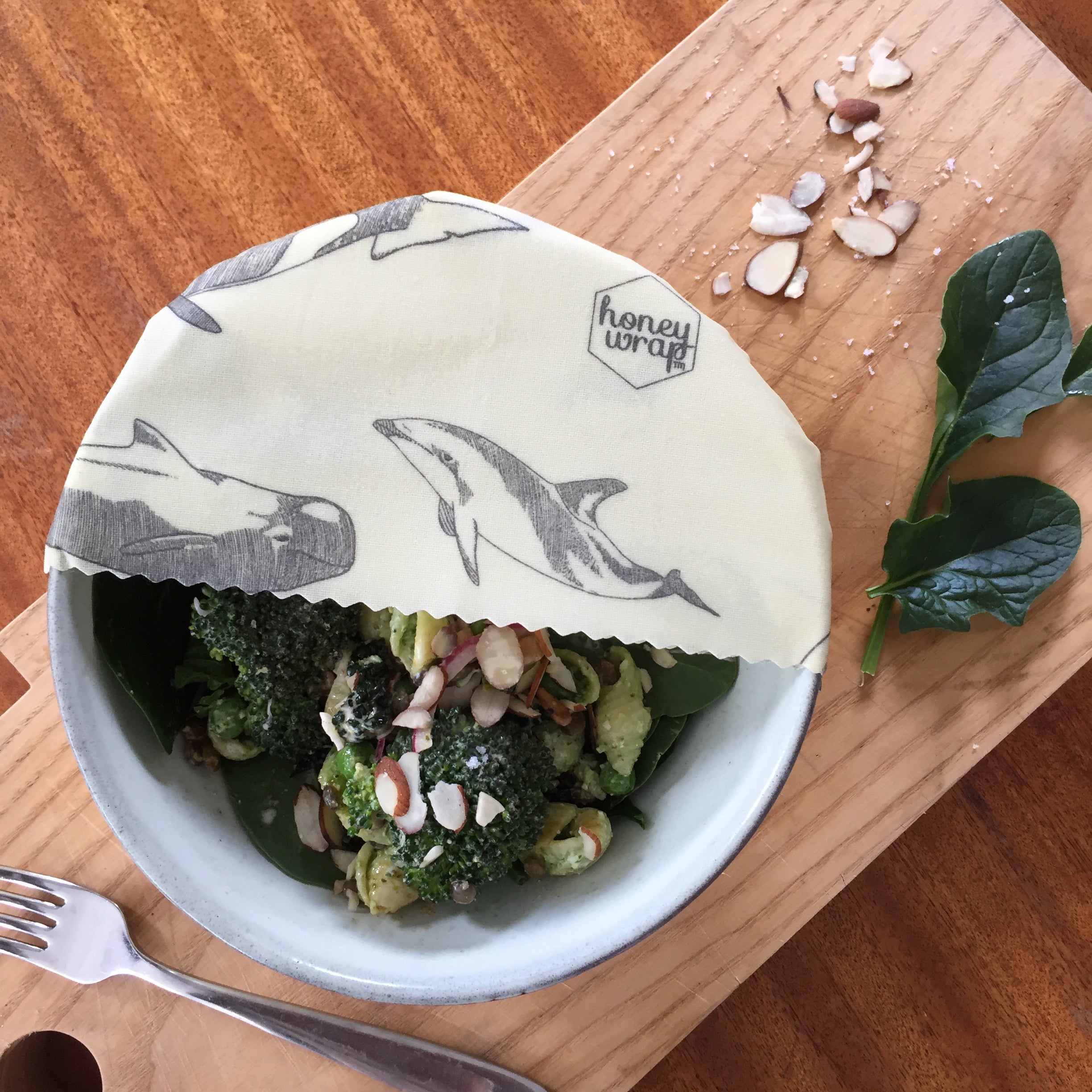 Large Honey Wraps 35cm x 33cm - Natural Beeswax Food Wraps for Eco-Friendly Food Storage & Freshness