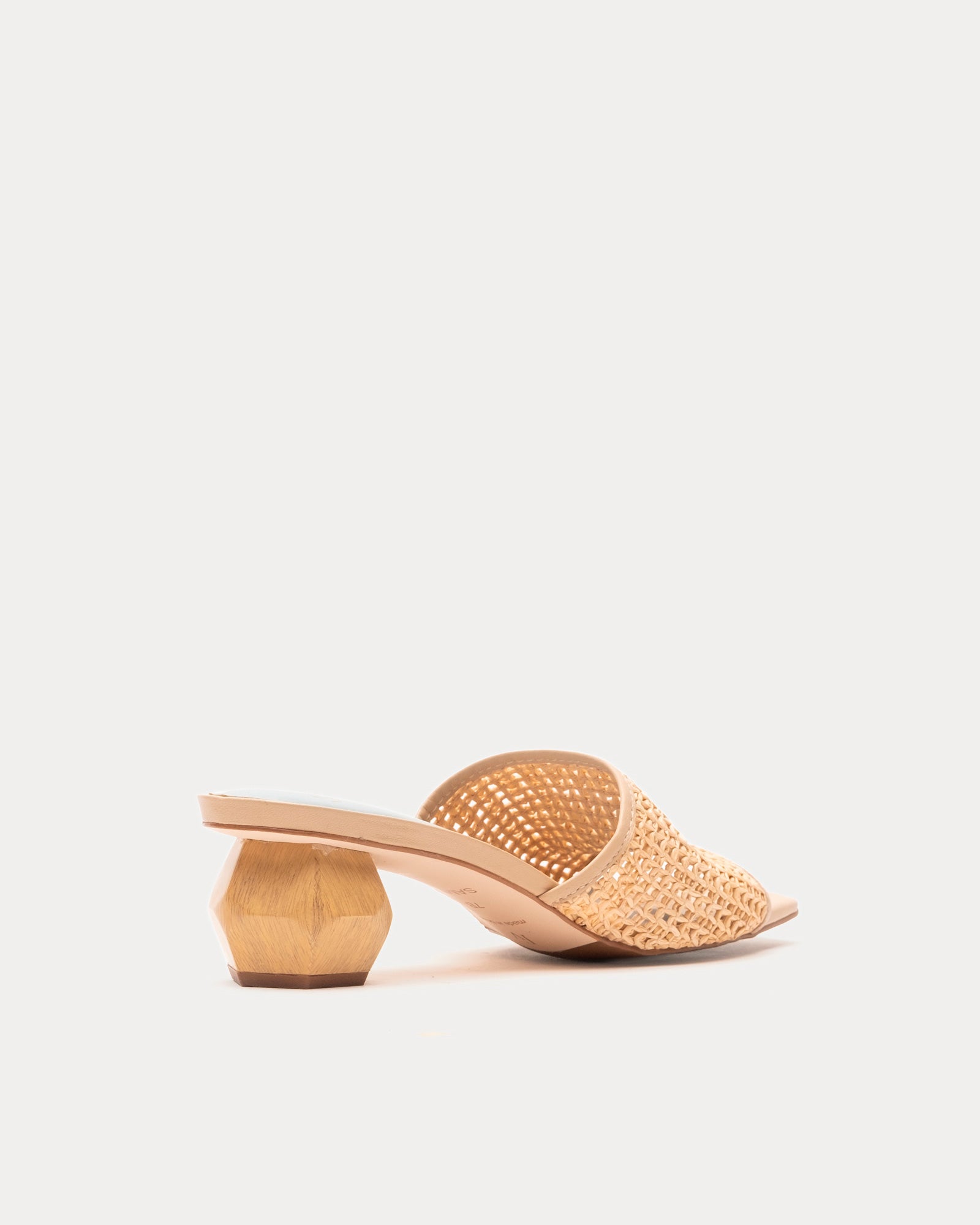 Natural Raffia Mesh Slides - Comfortable Summer Sandals for Women, Beach Walking, Poolside Lounging, and Casual Outings