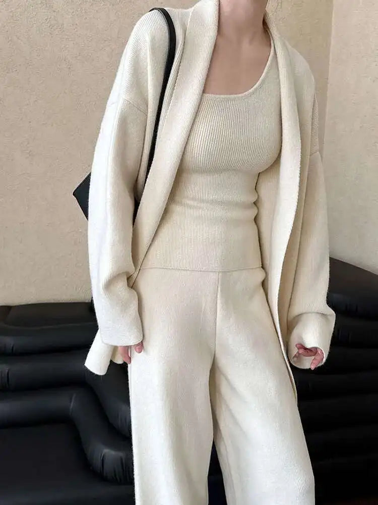 2025 Women's Fashion Big Size Sweater Wide Leg Pants Three Piece Suit - V Neck Long Sleeve Outfit for Spring & Autumn | Plus Size Office Wear, Casual Chic Look