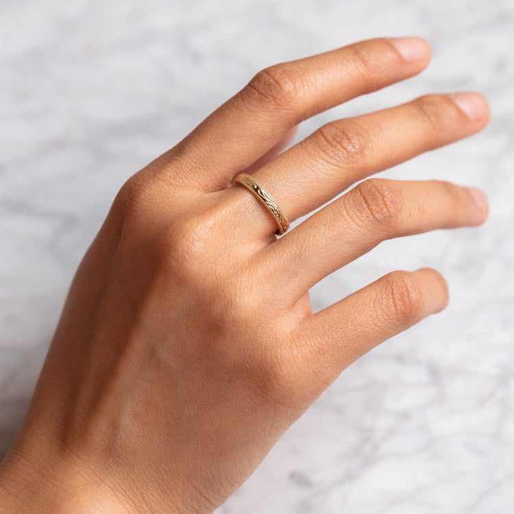 Solid Gold Filigree Ring for Women - Vintage 14K Gold Jewelry - Elegant Handmade Wedding Band, Anniversary Gift - Perfect for Bridal, Evening Wear & Special Occasions