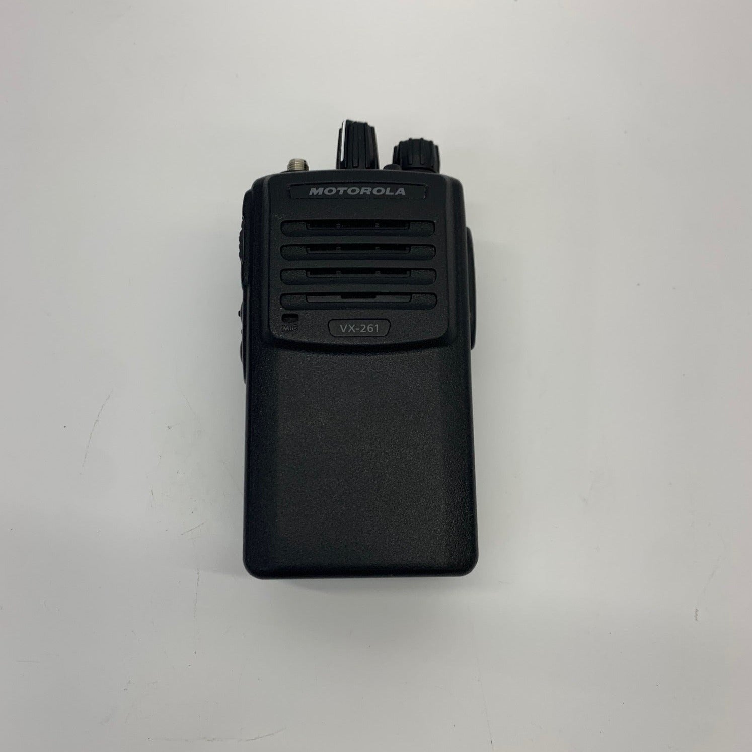 Motorola Vertex VX-261 VX-261G6-5 UHF Two-Way Portable Radio for Business, Construction & Outdoor Adventures - Reliable Communication for Teams & Emergency Situations