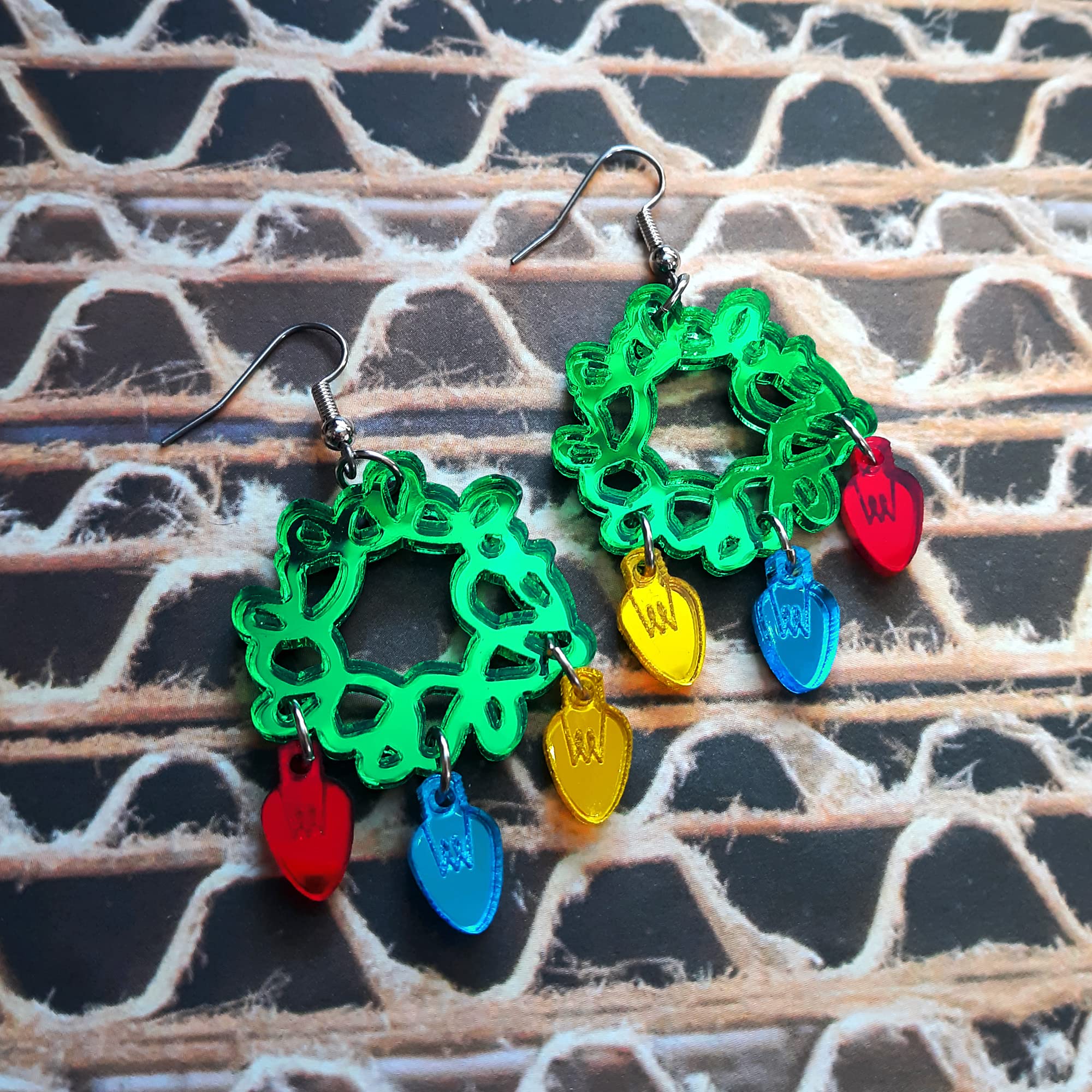 Stylish Tangled String Lights Wreath Chandelier Mirror Acrylic Dangle Earrings - Christmas Holiday Winter Jewelry for Party, Gift & Festive Decor