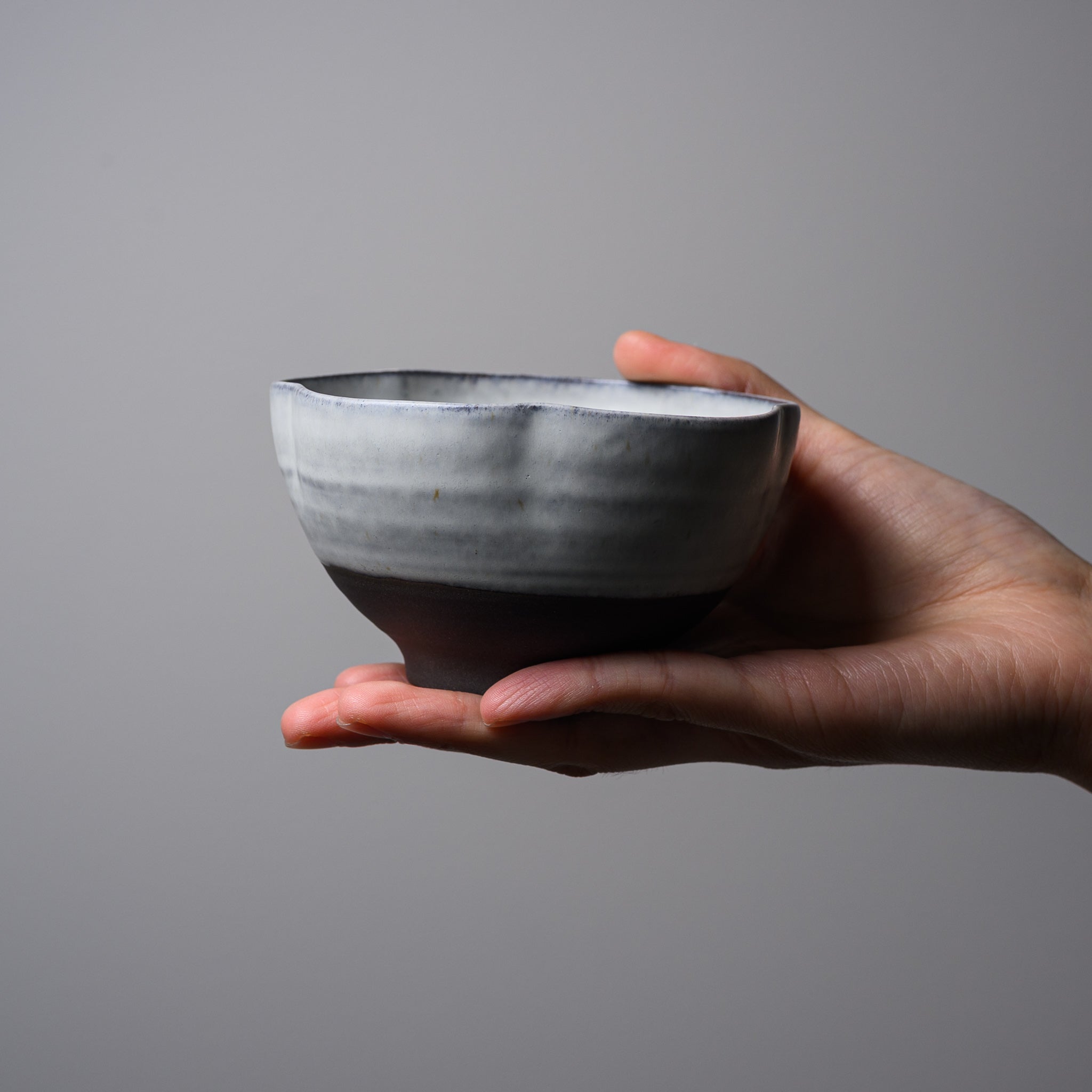 Handmade Mino Ware Flower Shaped Ceramic Bowl Set - Japanese Traditional Gift for Tea Ceremony, Home Decor & Special Occasions