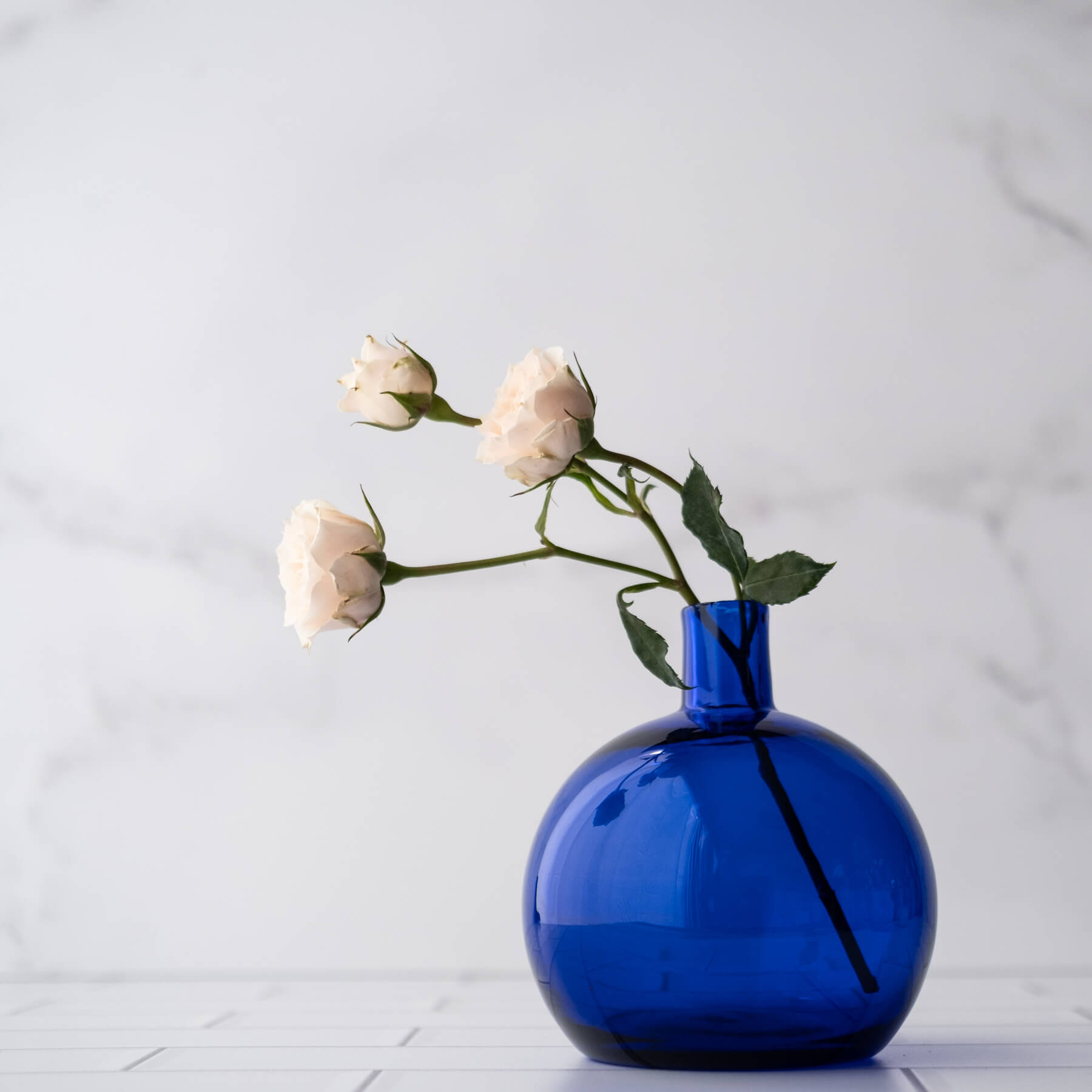 1423 Ball Bud Vase - Cobalt Blue Glass Flower Vase for Small Bouquets, Table Centerpieces, Wedding Decor and Home Decoration