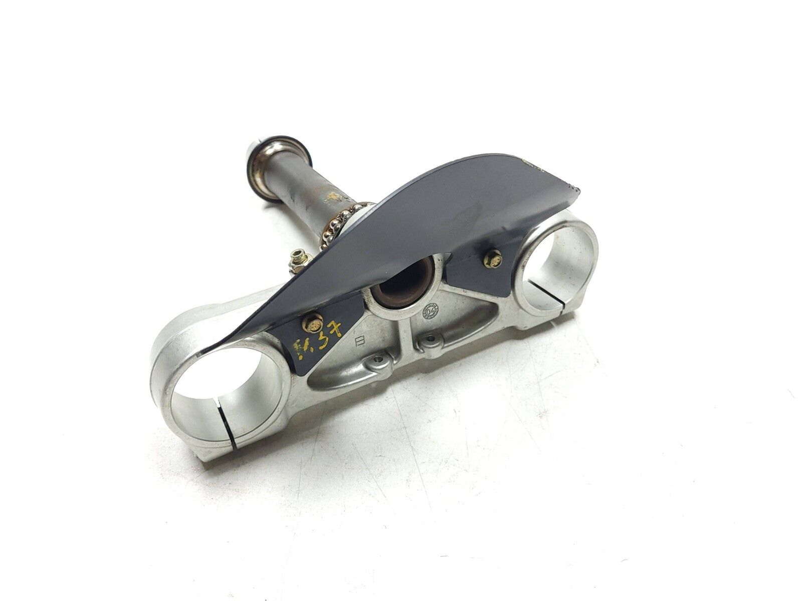 Original Ducati Monster M600 620 Triple Tree Lower OEM Replacement Part - Perfect for Motorcycle Repair & Customization Projects