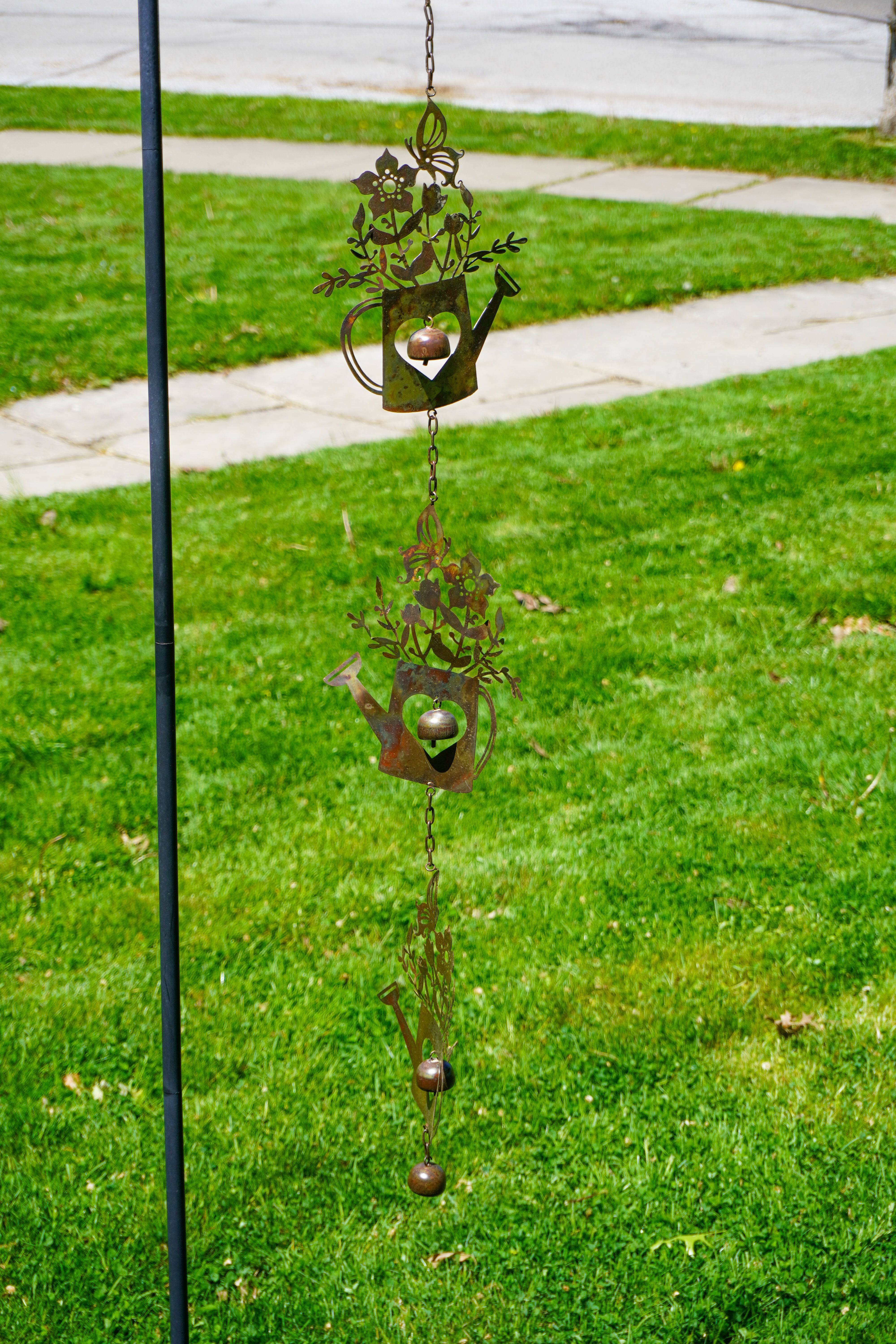 Triple Watering Can Flamed Hanging Ornament - Rustic Metal Garden Decor for Outdoor Patio, Balcony & Yard
