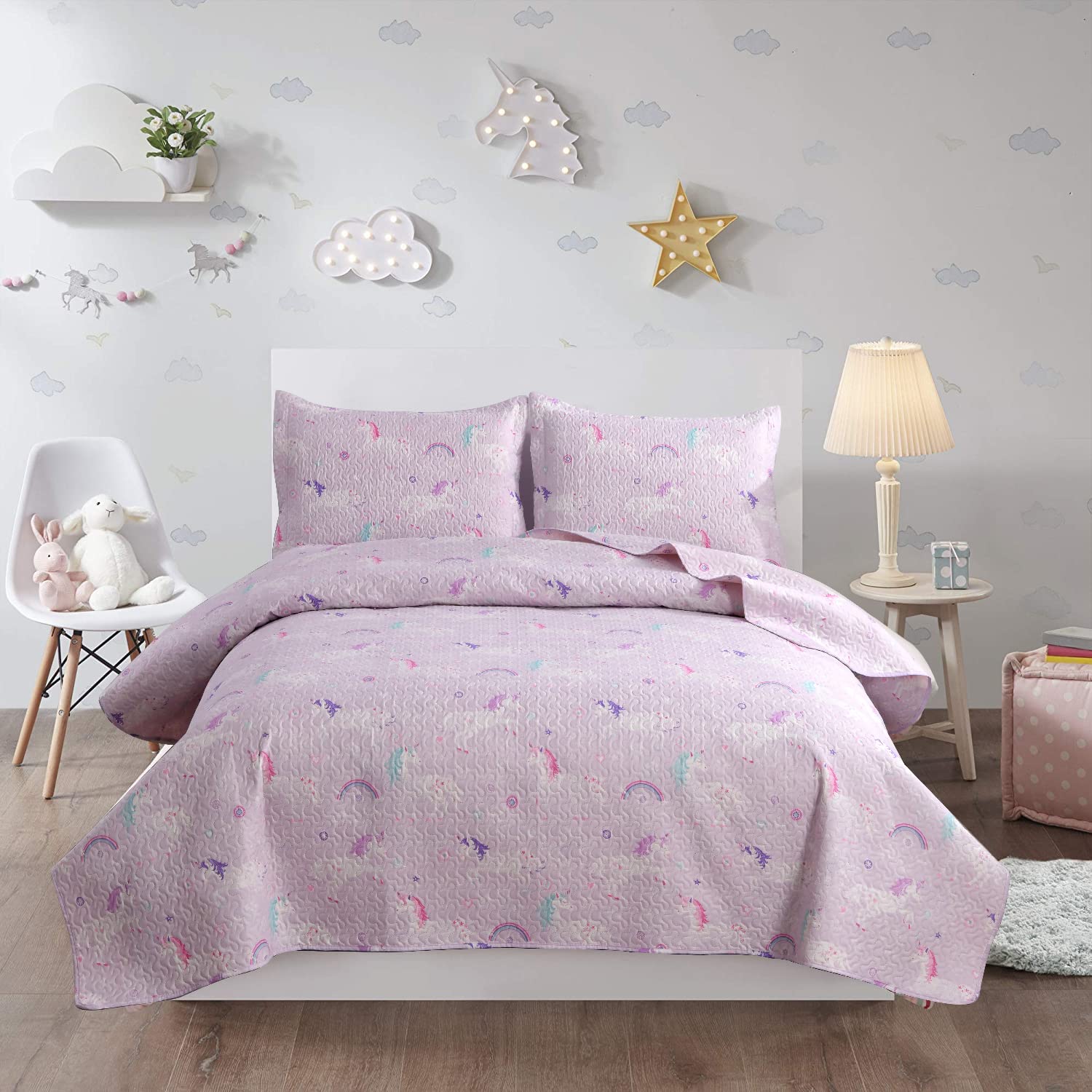 **Unicorn Quilt Set for Girls - Queen Size Reversible Bedspread Coverlet, Cute Animal Print Lightweight Microfiber Bedding for Kids & Teens - Perfect for All Seasons, Bedroom Decor & Sleepovers**